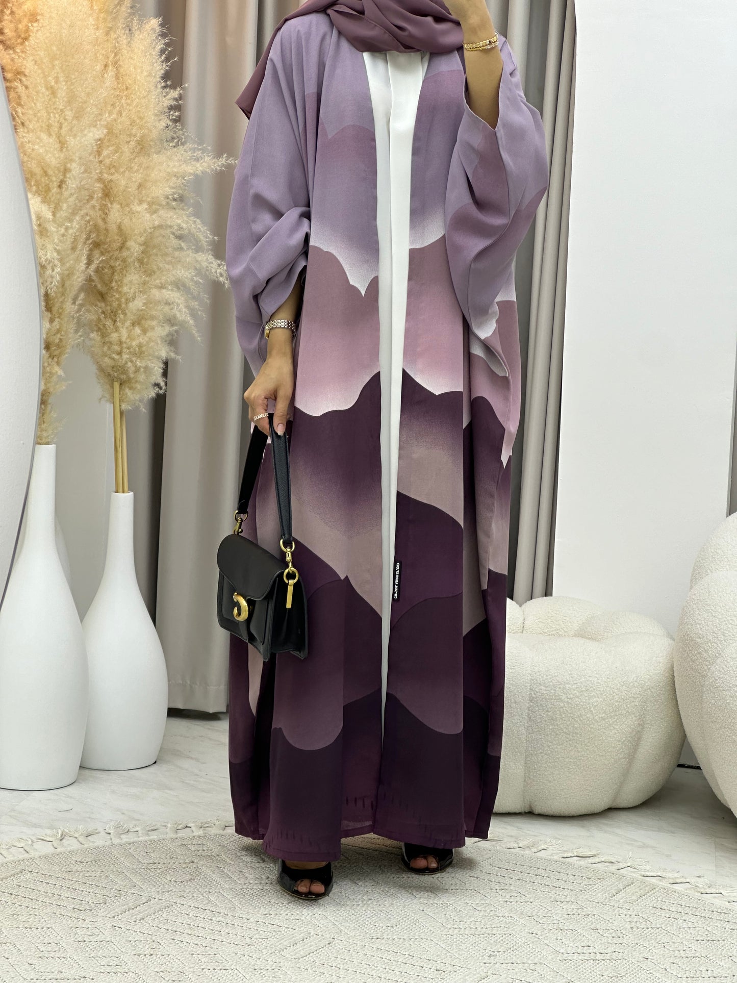 C 0238-03 Wavy Purple Abaya