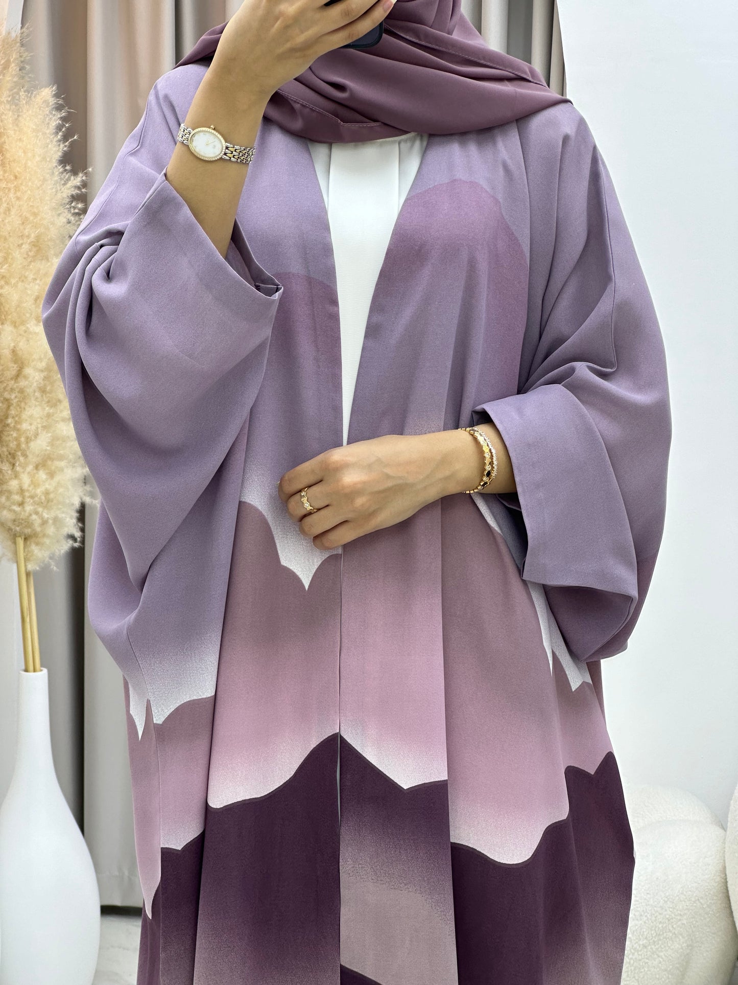 C 0238-03 Wavy Purple Abaya