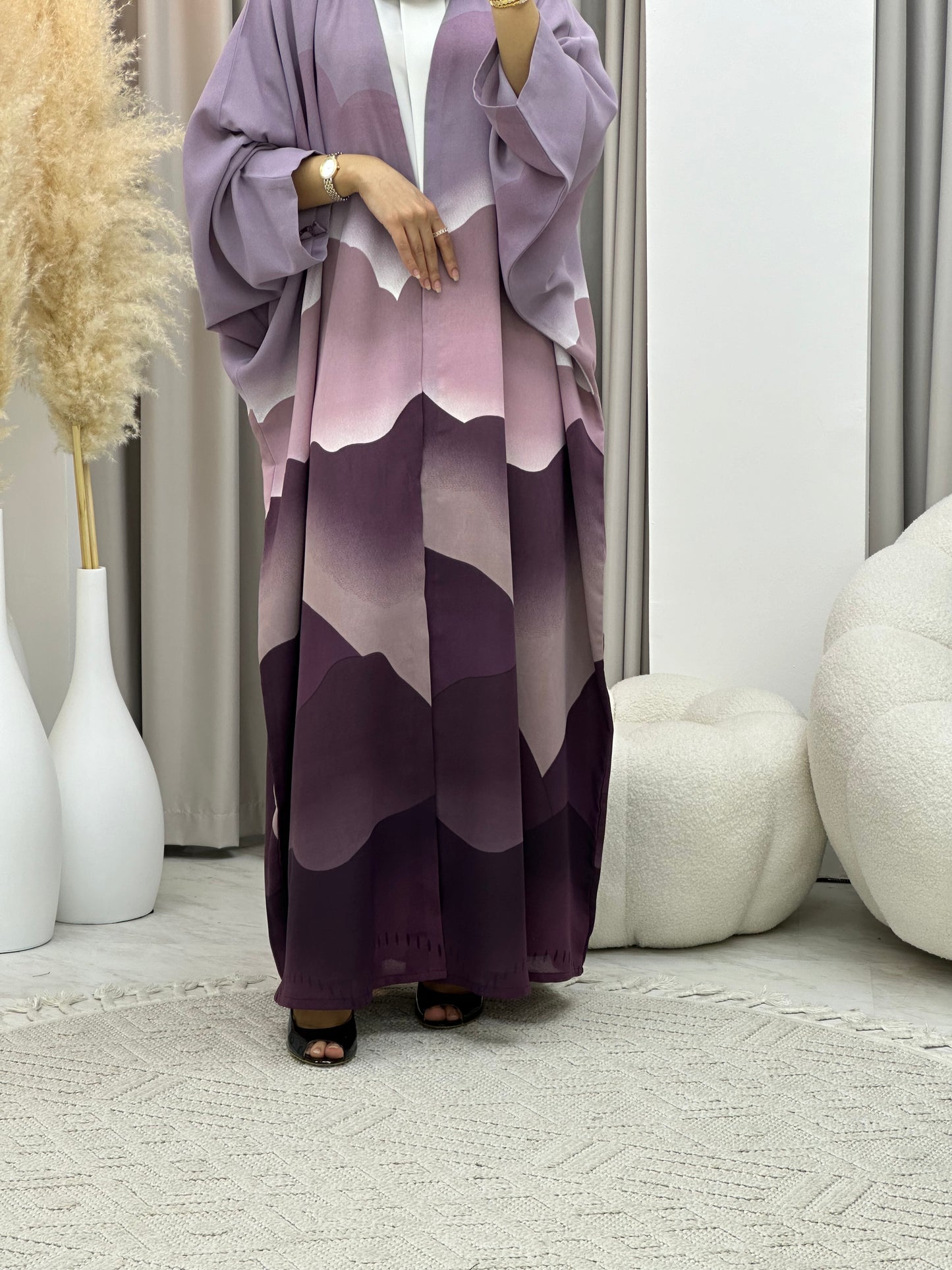 C 0238-03 Wavy Purple Abaya