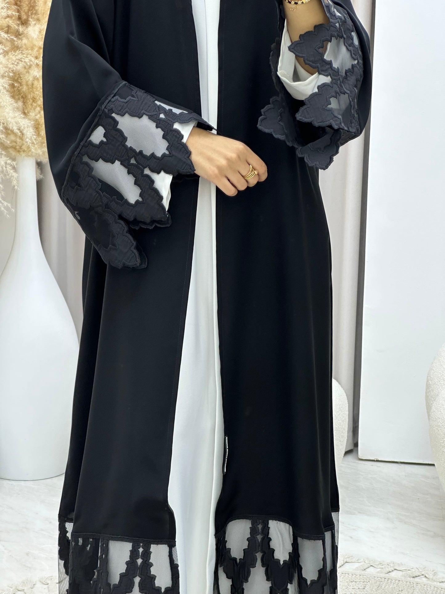 C 0457 Black Classic Lace Abaya