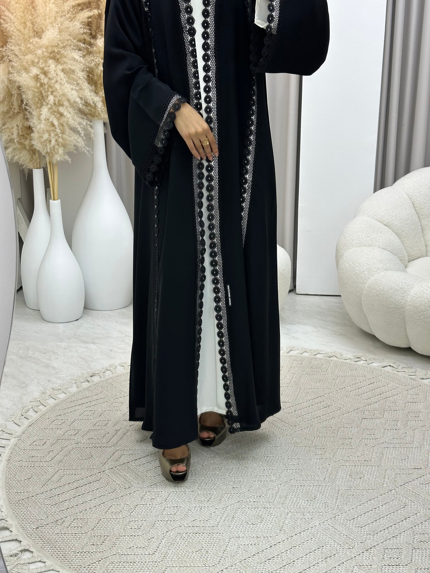 C 0459 Black Classic Lace Abaya