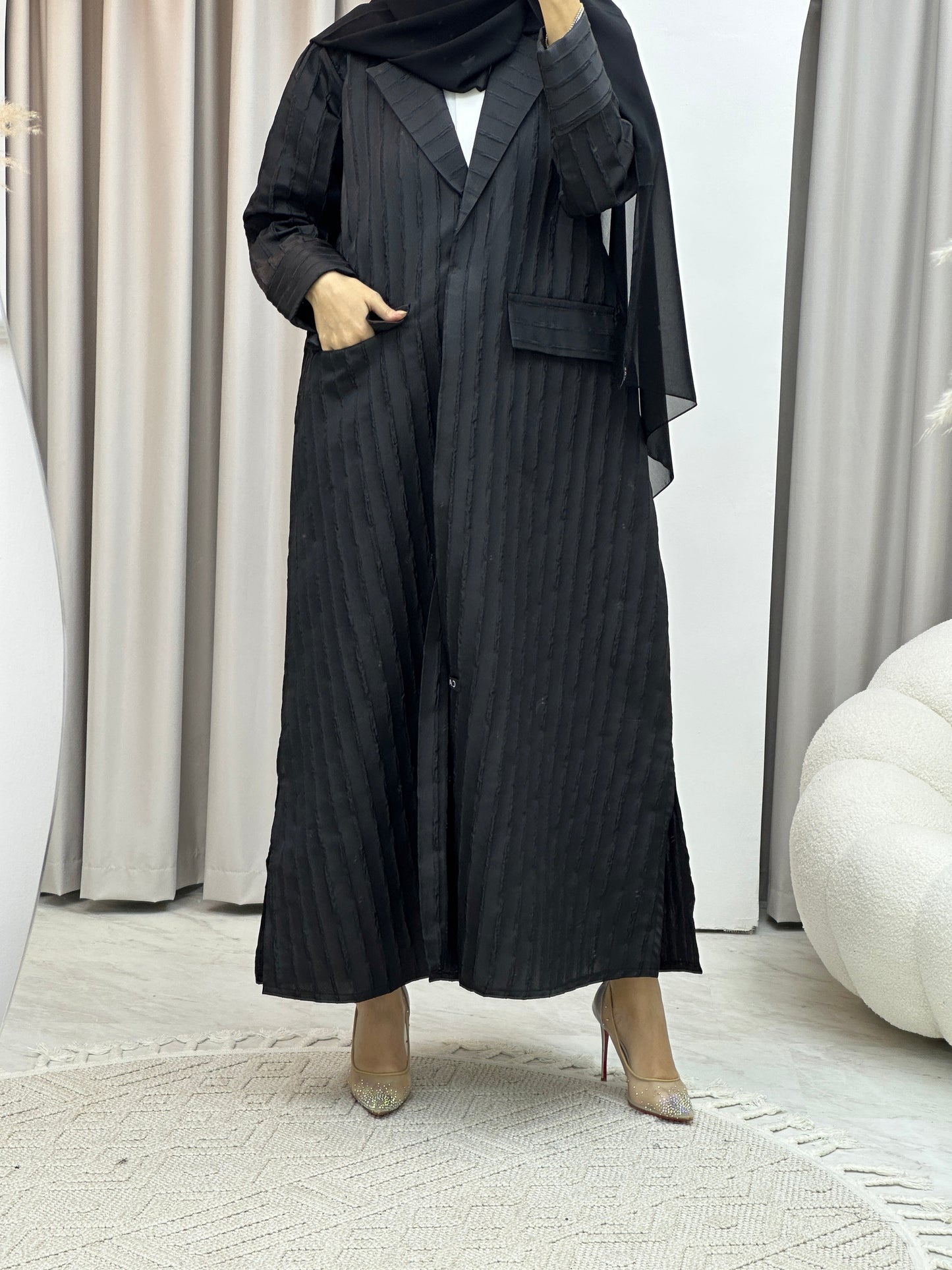 C RTW Striped Black Coat Abaya Set