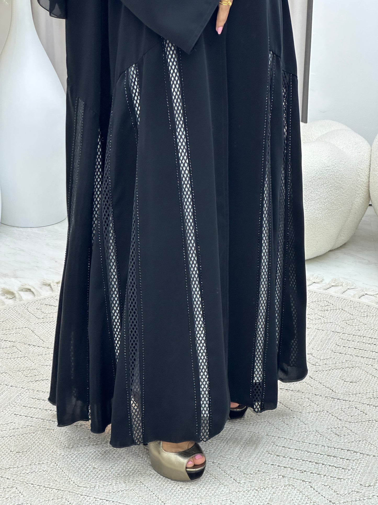 C 0461 Black Classic Lace Abaya