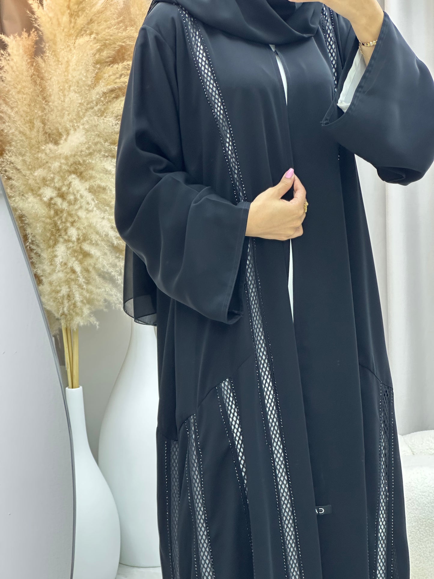 C 0461 Black Classic Lace Abaya