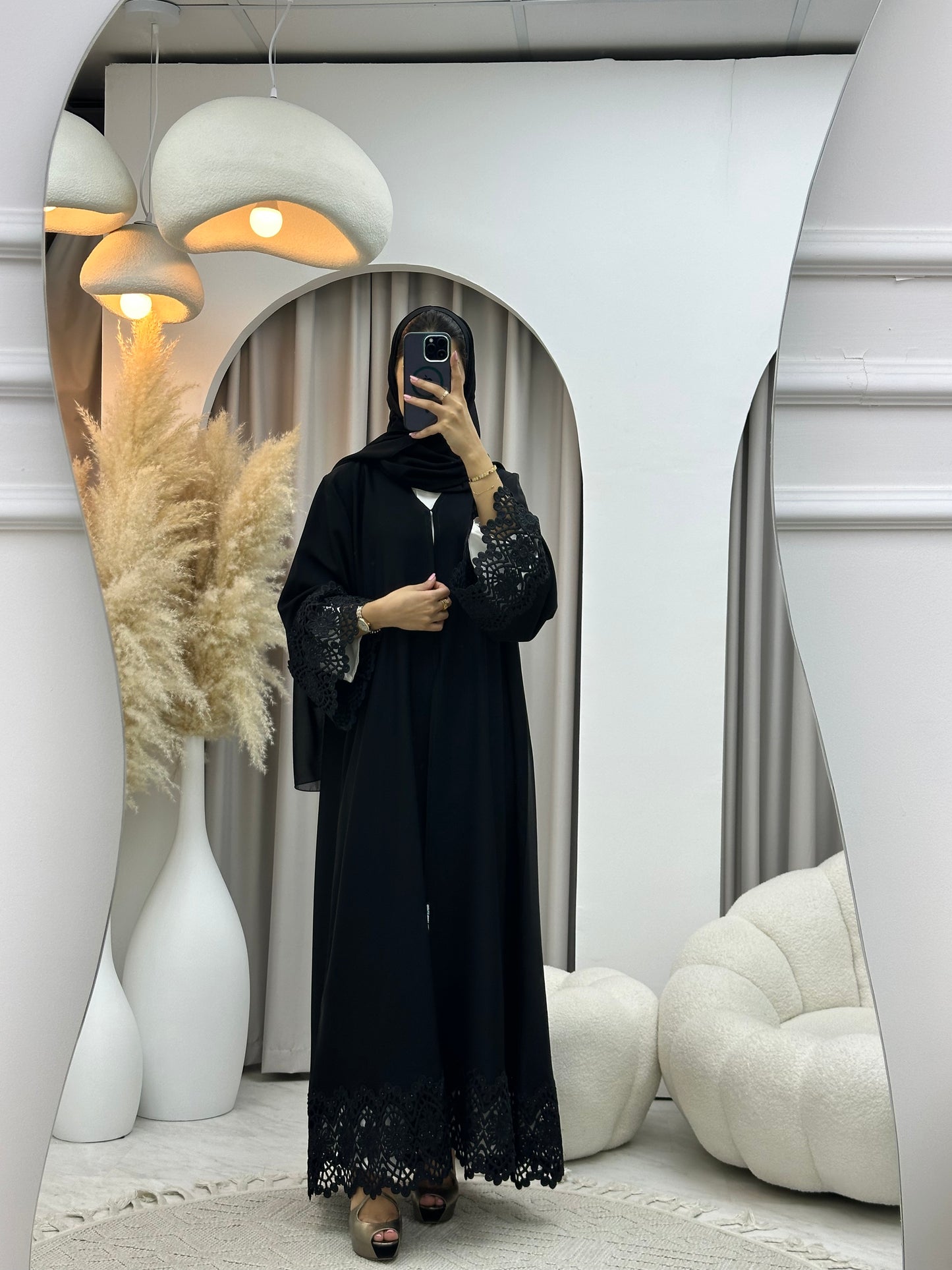 C 0463 Black Classic Lace Abaya