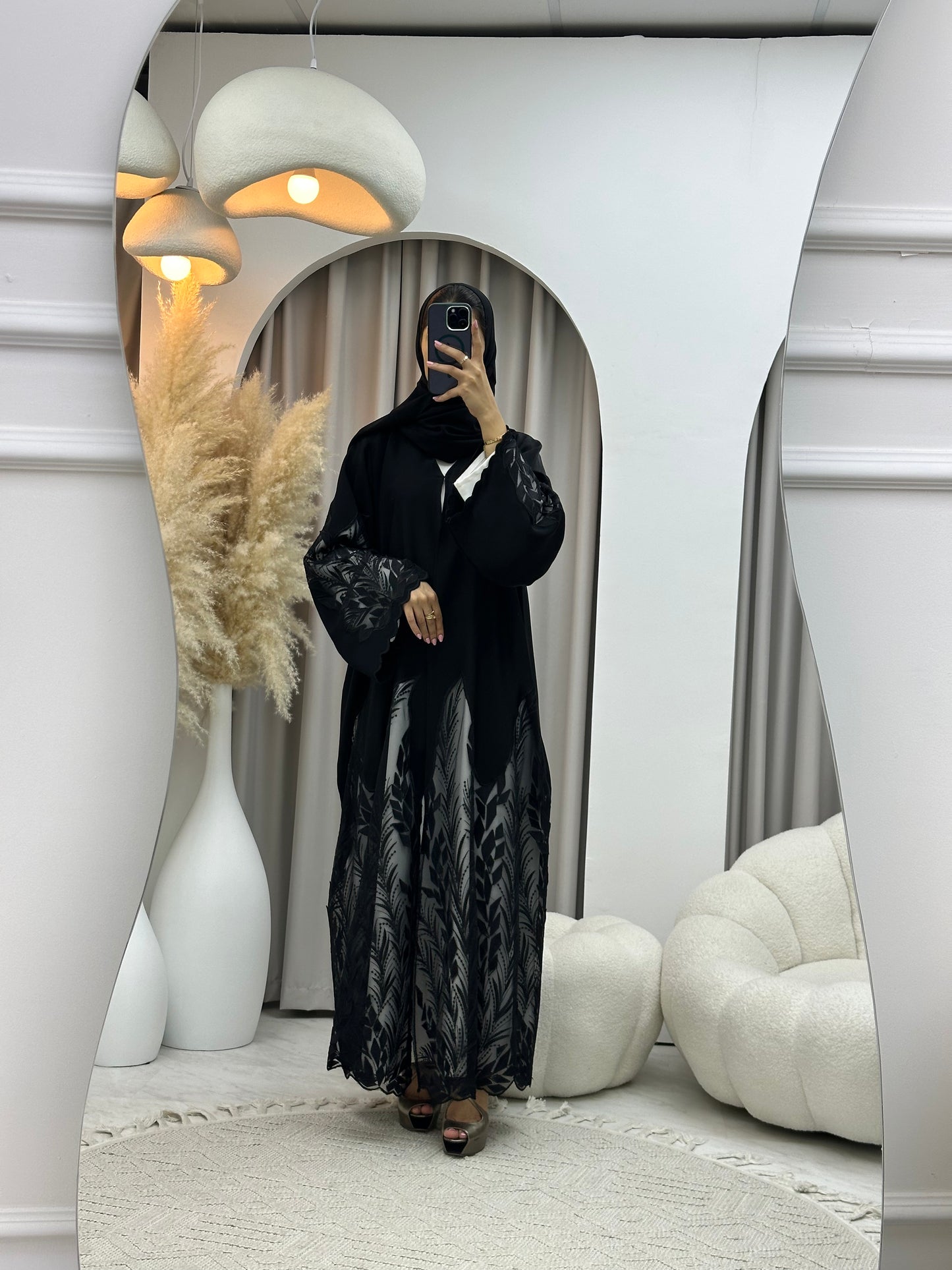 C 0464 Black Classic Lace Abaya