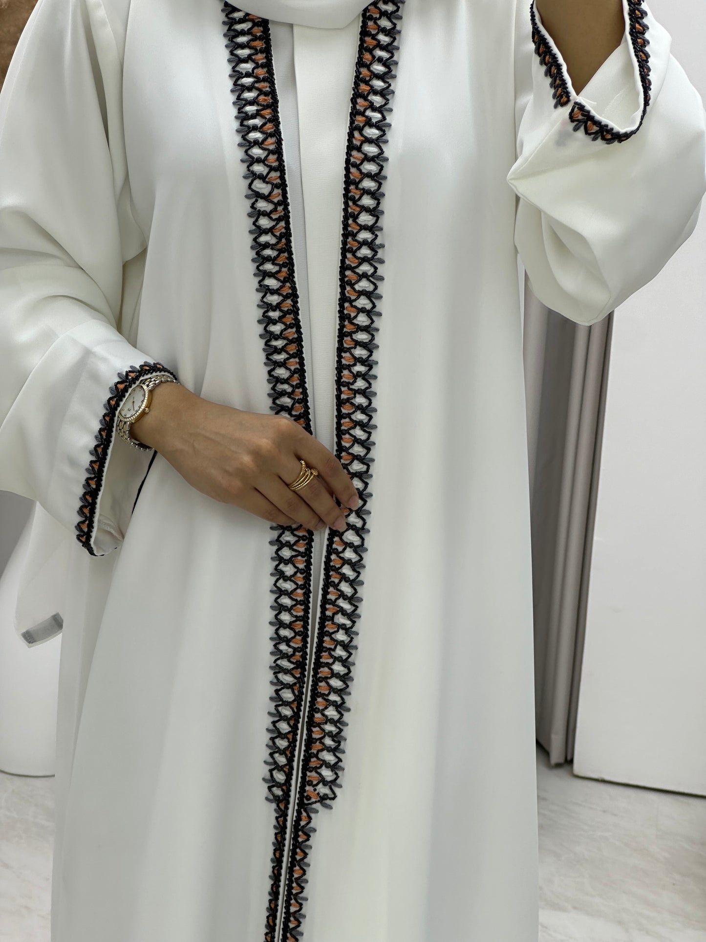 C 0246 Embroidered White Abaya