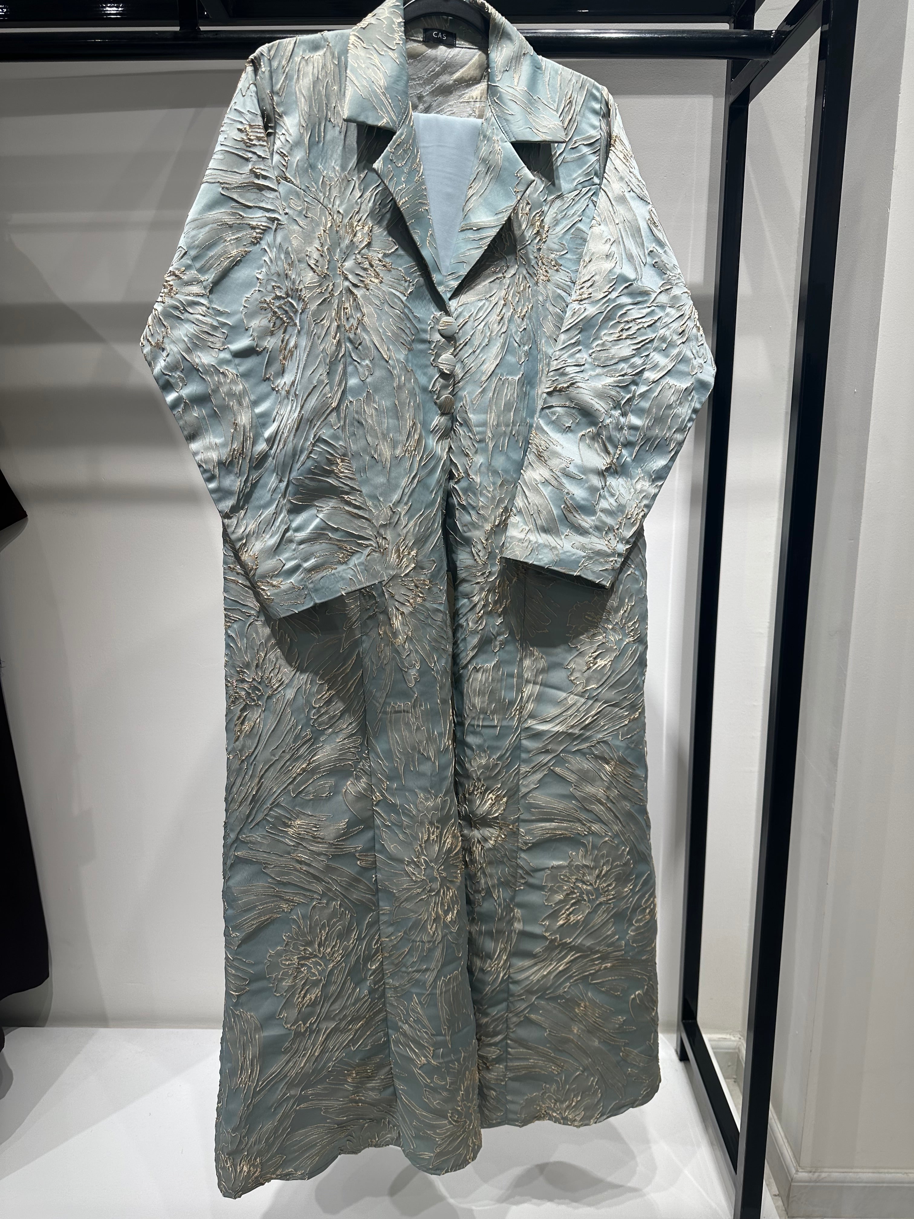 عباية بيج دافئة رقم C 0622