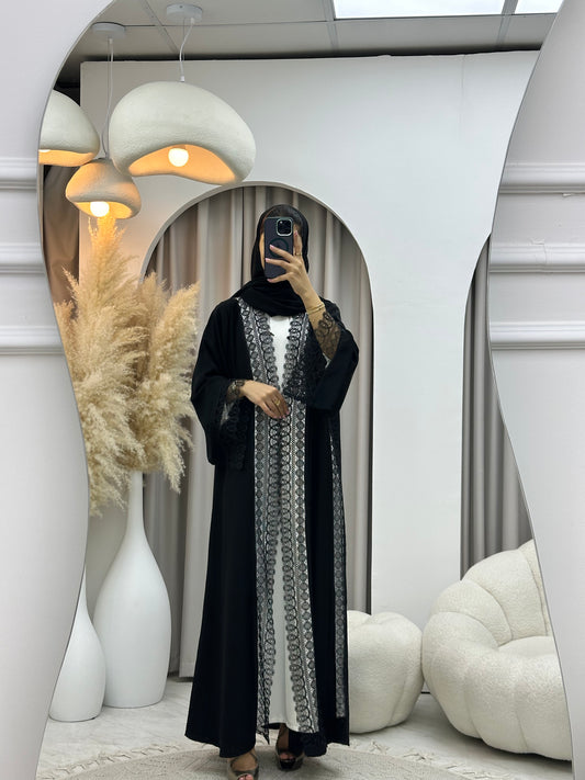 C 0469 Black Classic Lace Abaya