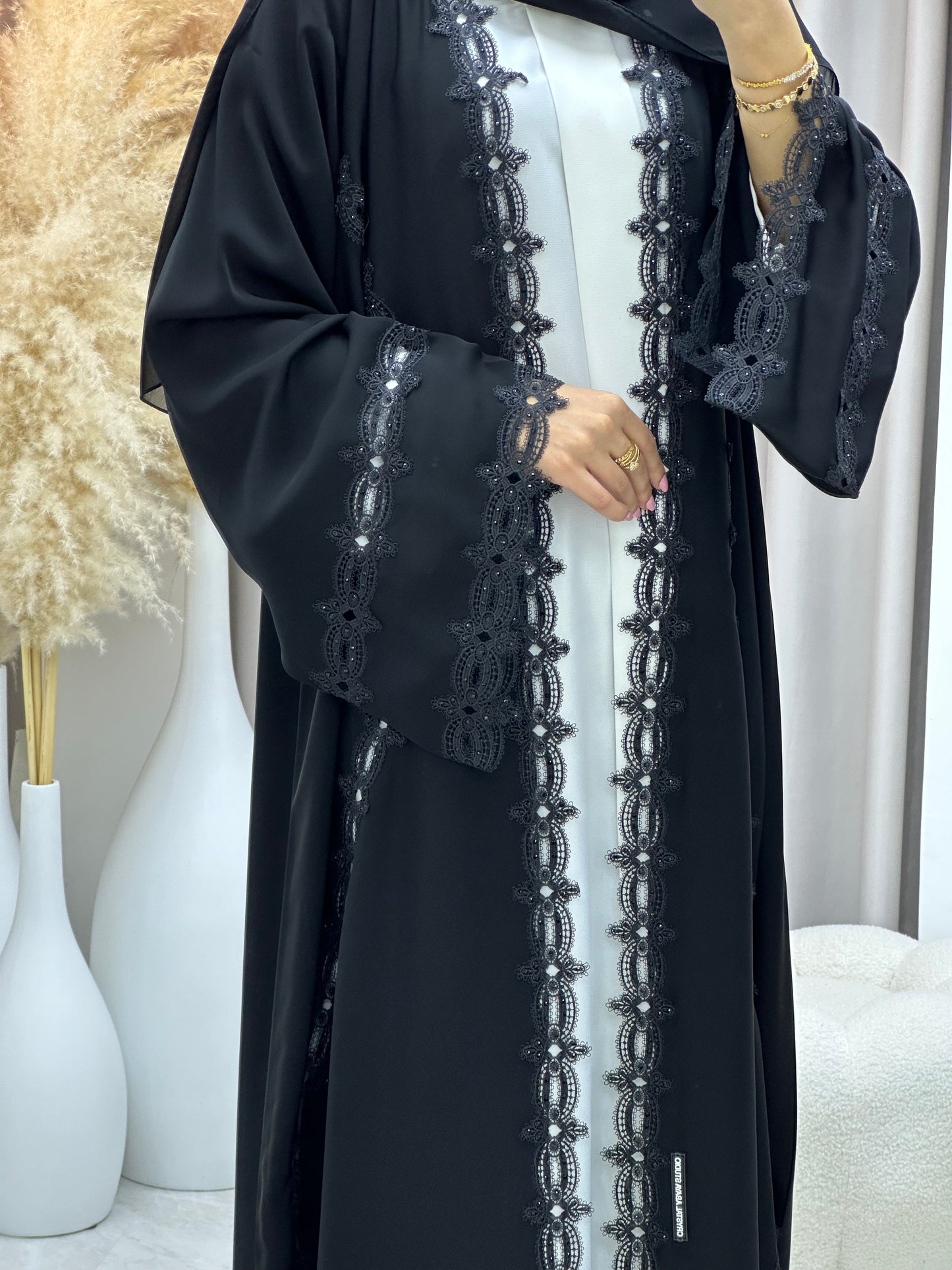 C 0470 Black Classic Lace Abaya