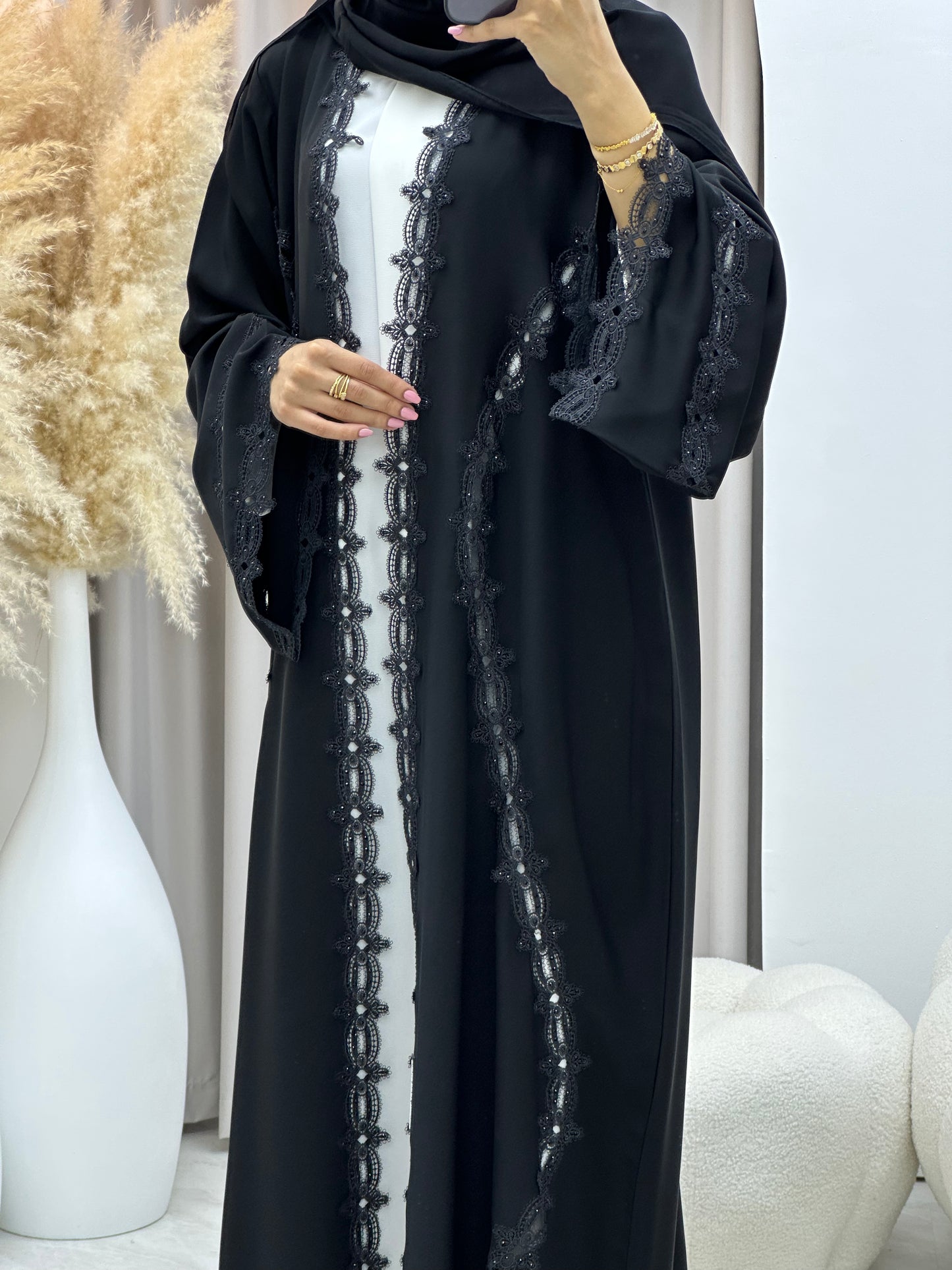 C 0470 Black Classic Lace Abaya