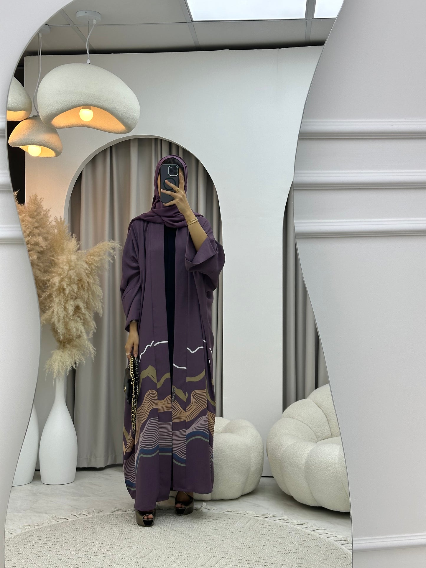 C 0248-01 Purple Wavy Abaya