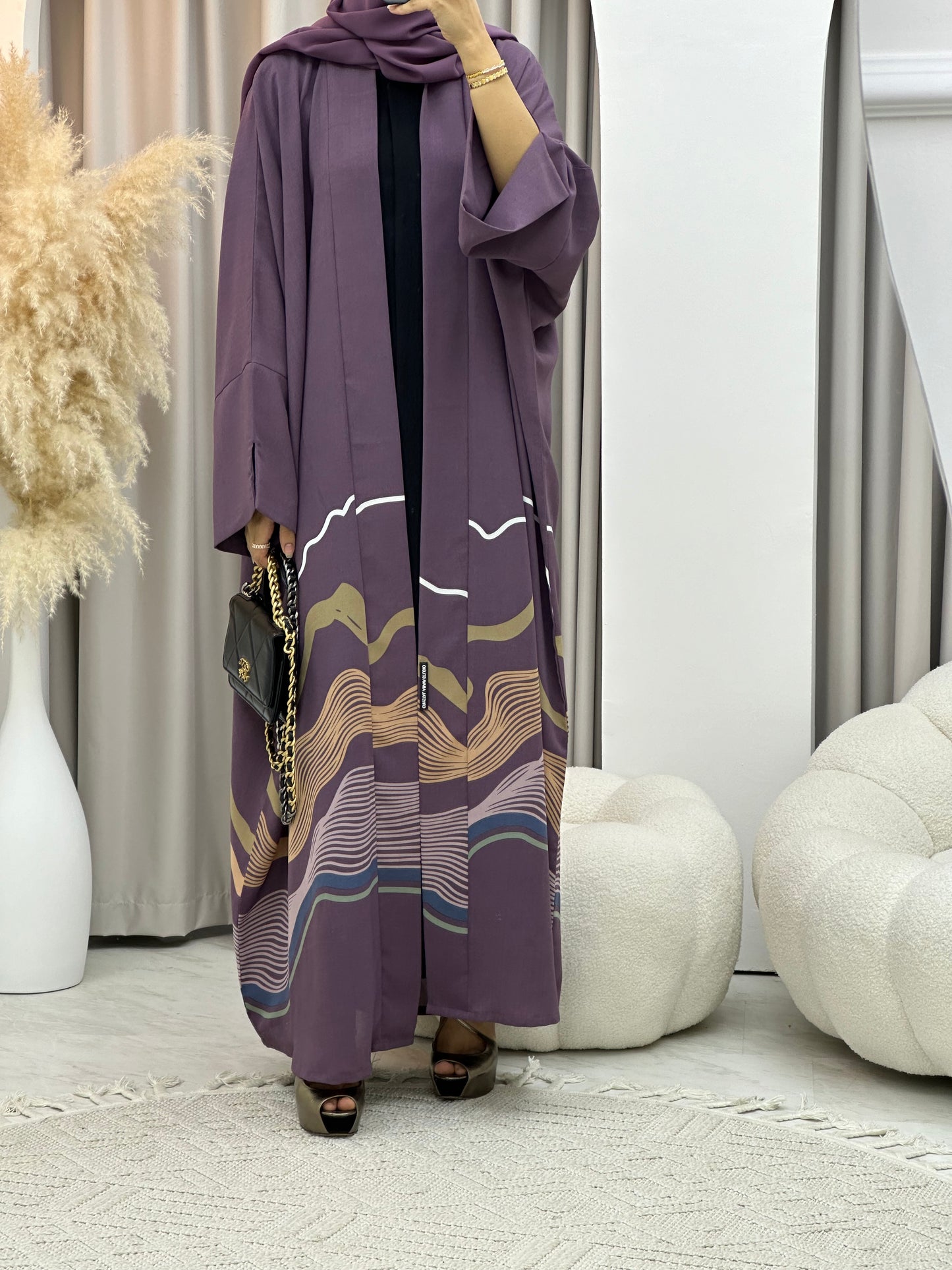 C 0248-01 Purple Wavy Abaya