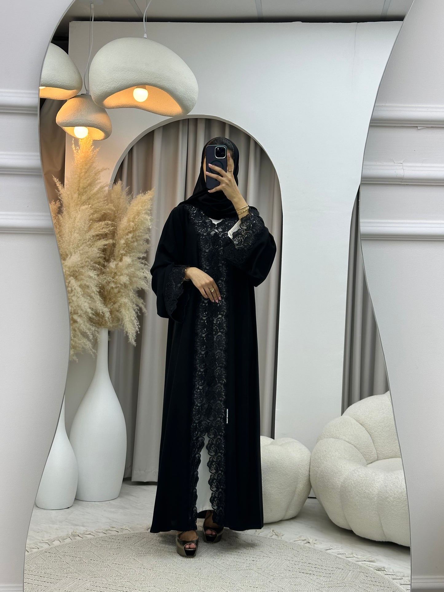 C 0472 Black Classic Lace Abaya