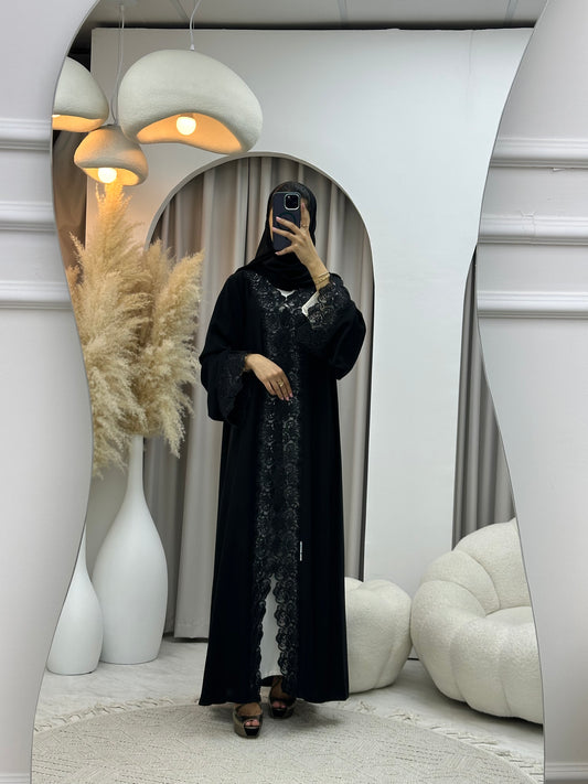 C 0472 Black Classic Lace Abaya