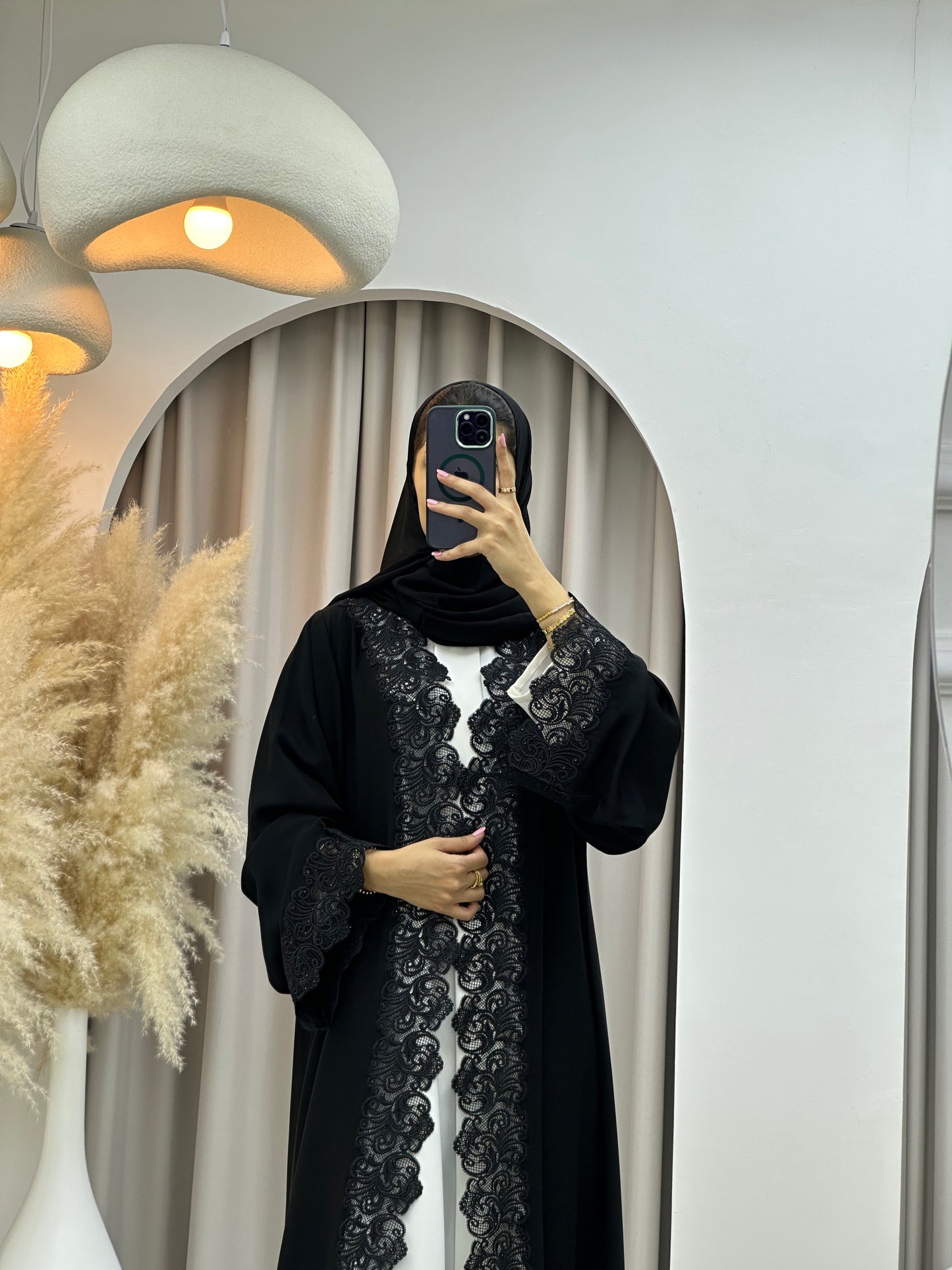 C 0472 Black Classic Lace Abaya