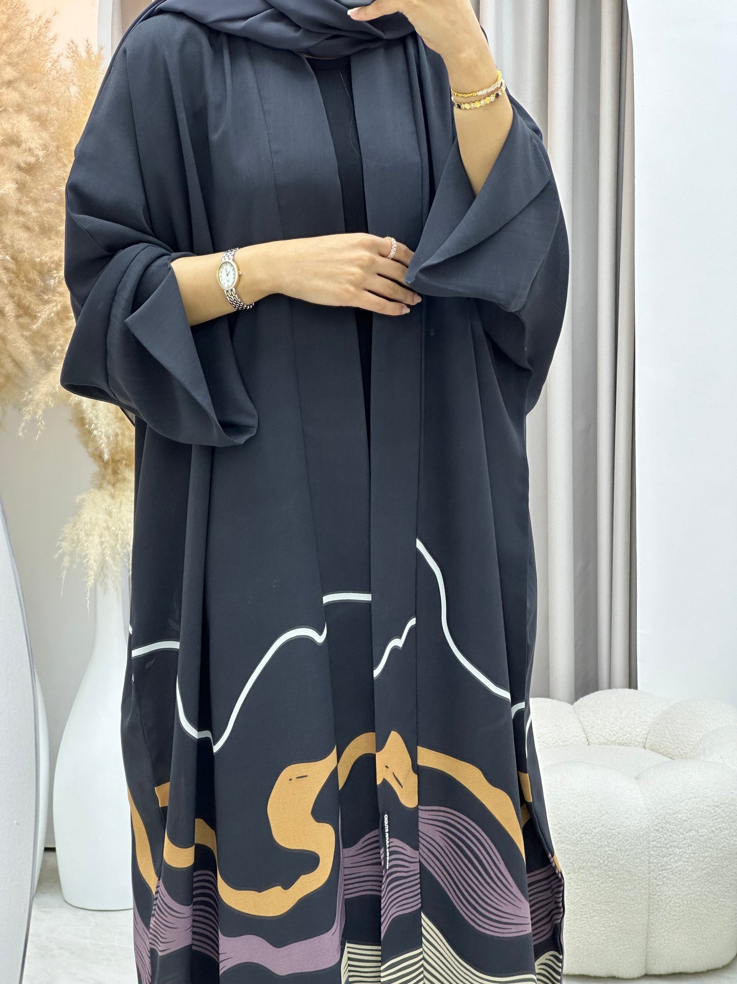 C 0248-02 Dark Grey Wavy Abaya