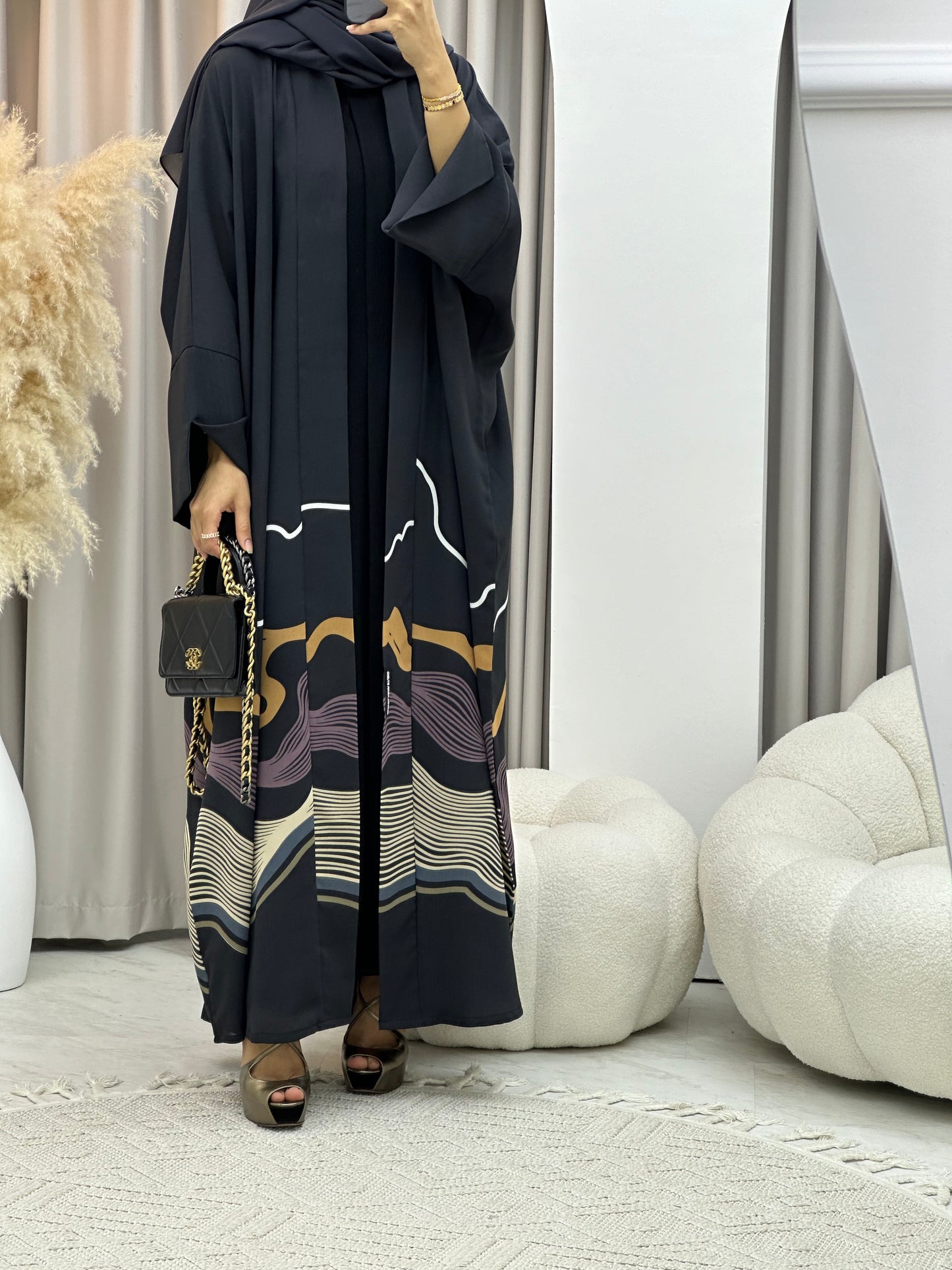 C 0248-02 Dark Grey Wavy Abaya