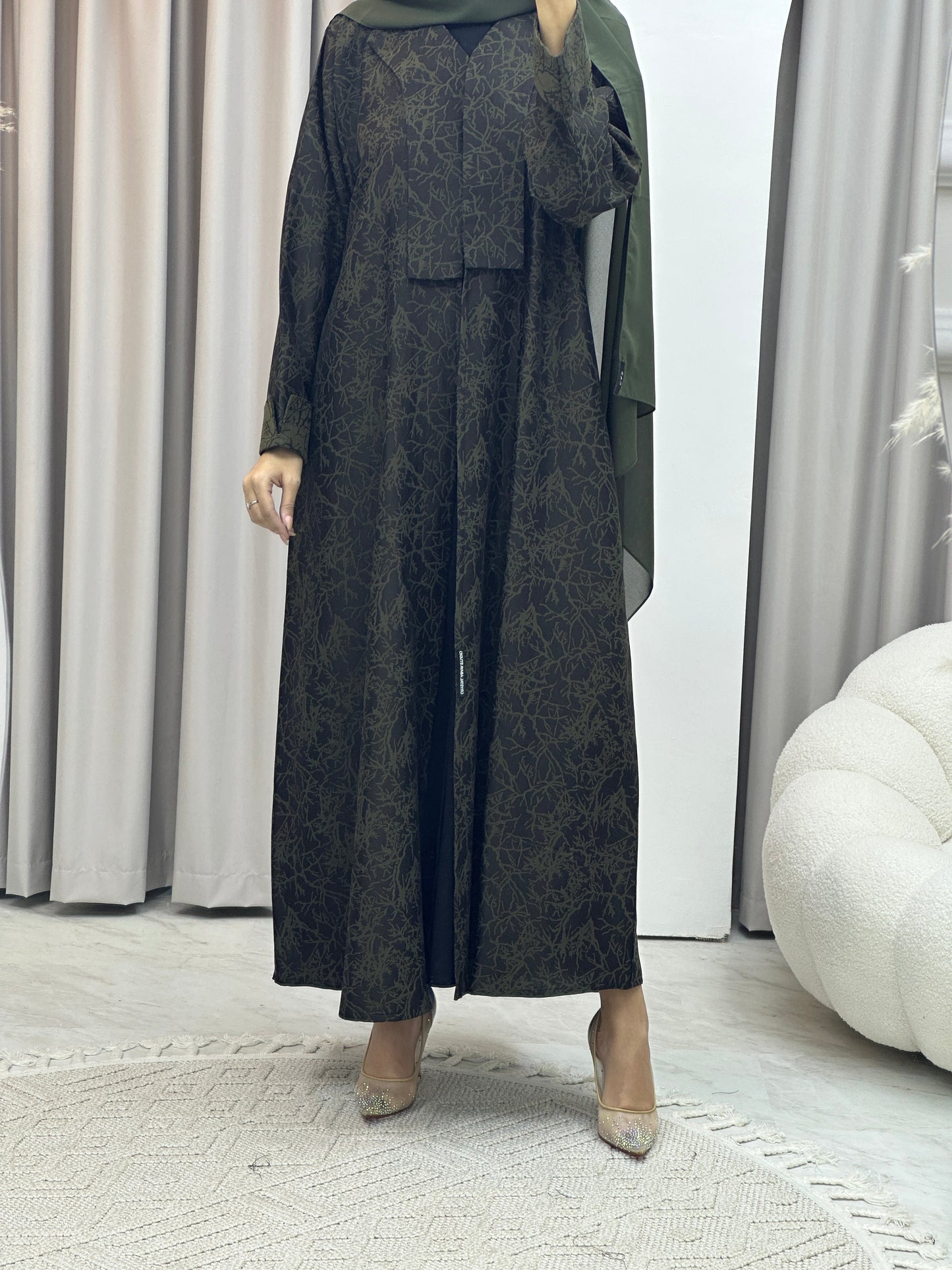 C RTW Branch Winter Green Coat Abaya