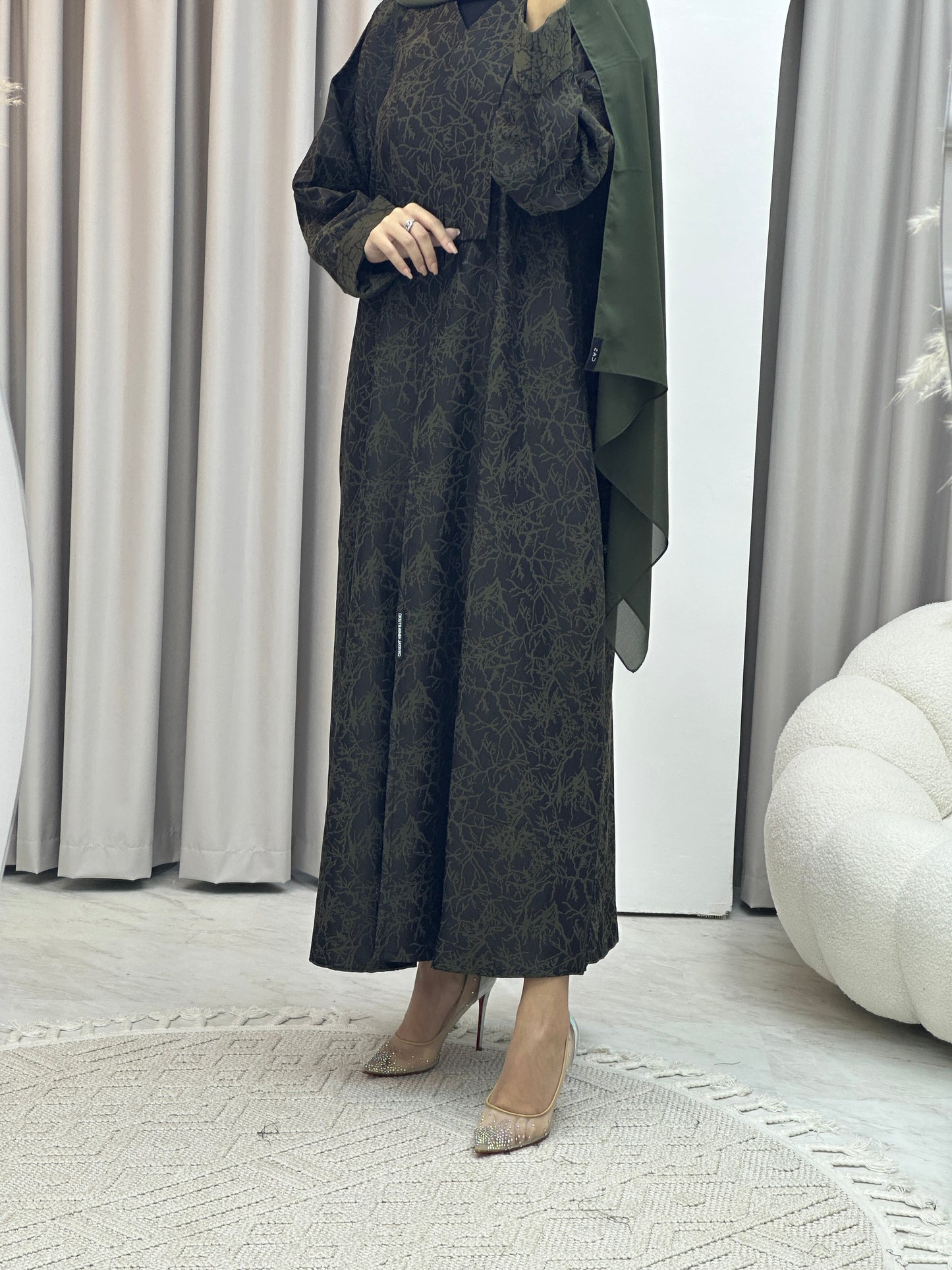 C RTW Branch Winter Green Coat Abaya