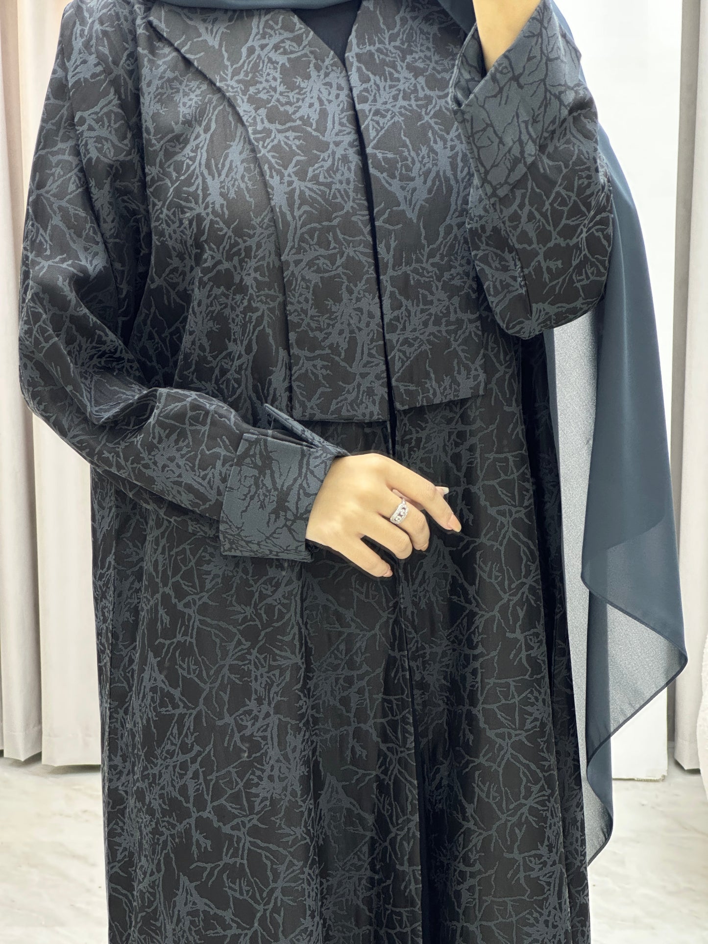 C RTW Branch Winter Grey Coat Abaya