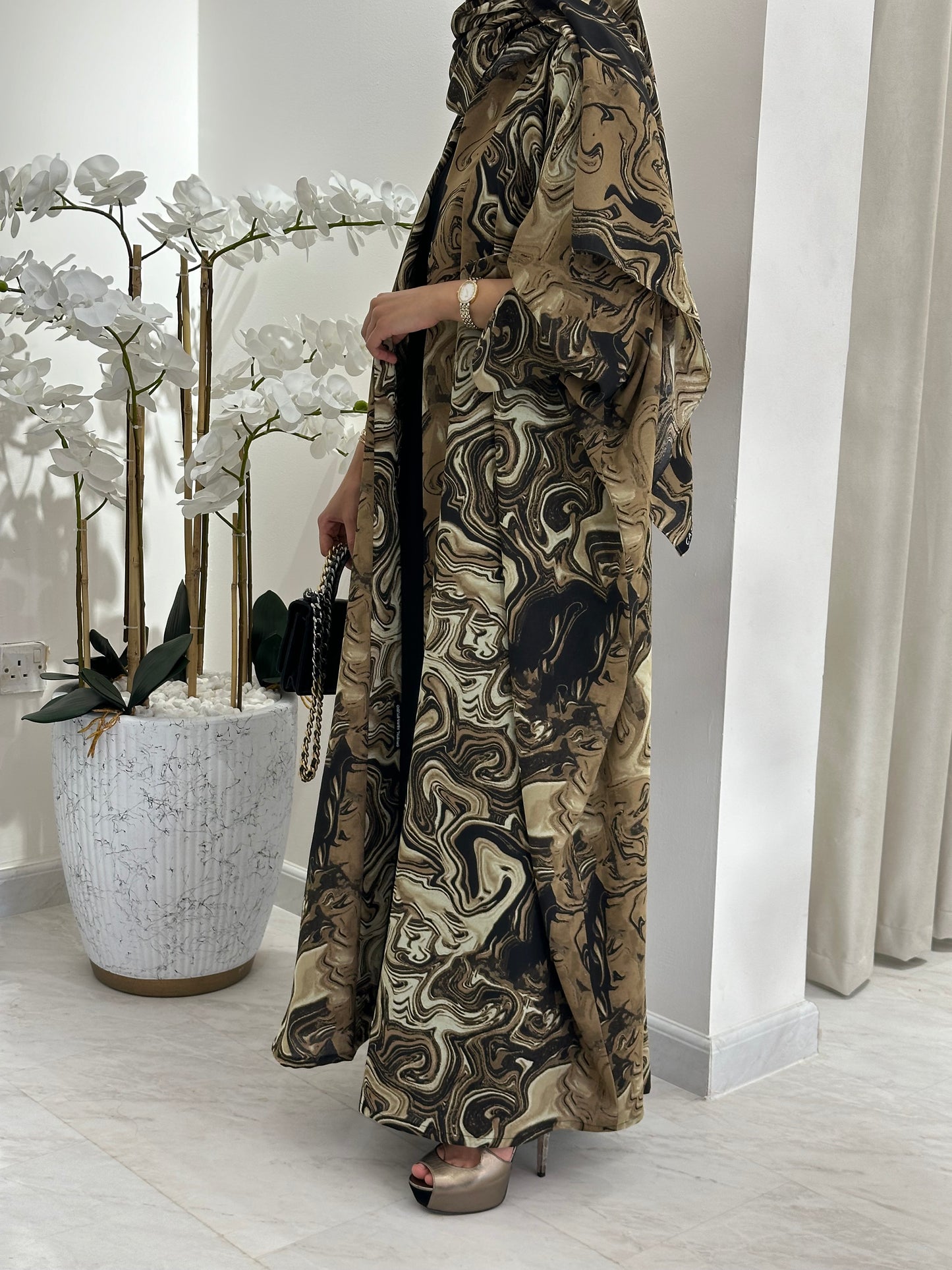 C 0249-02 Brown Marble Abaya