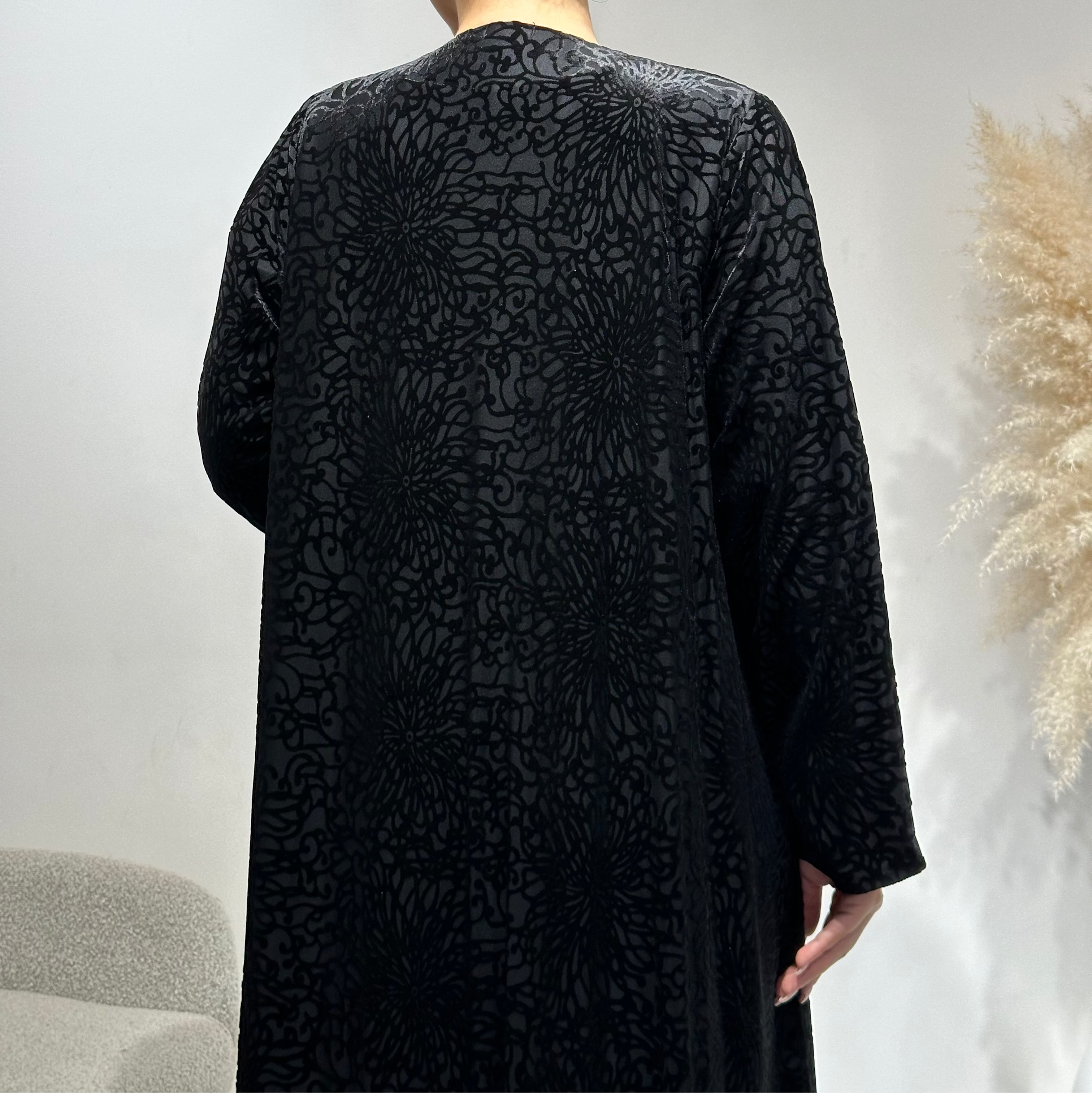 C 1636 Black Velvet Abaya