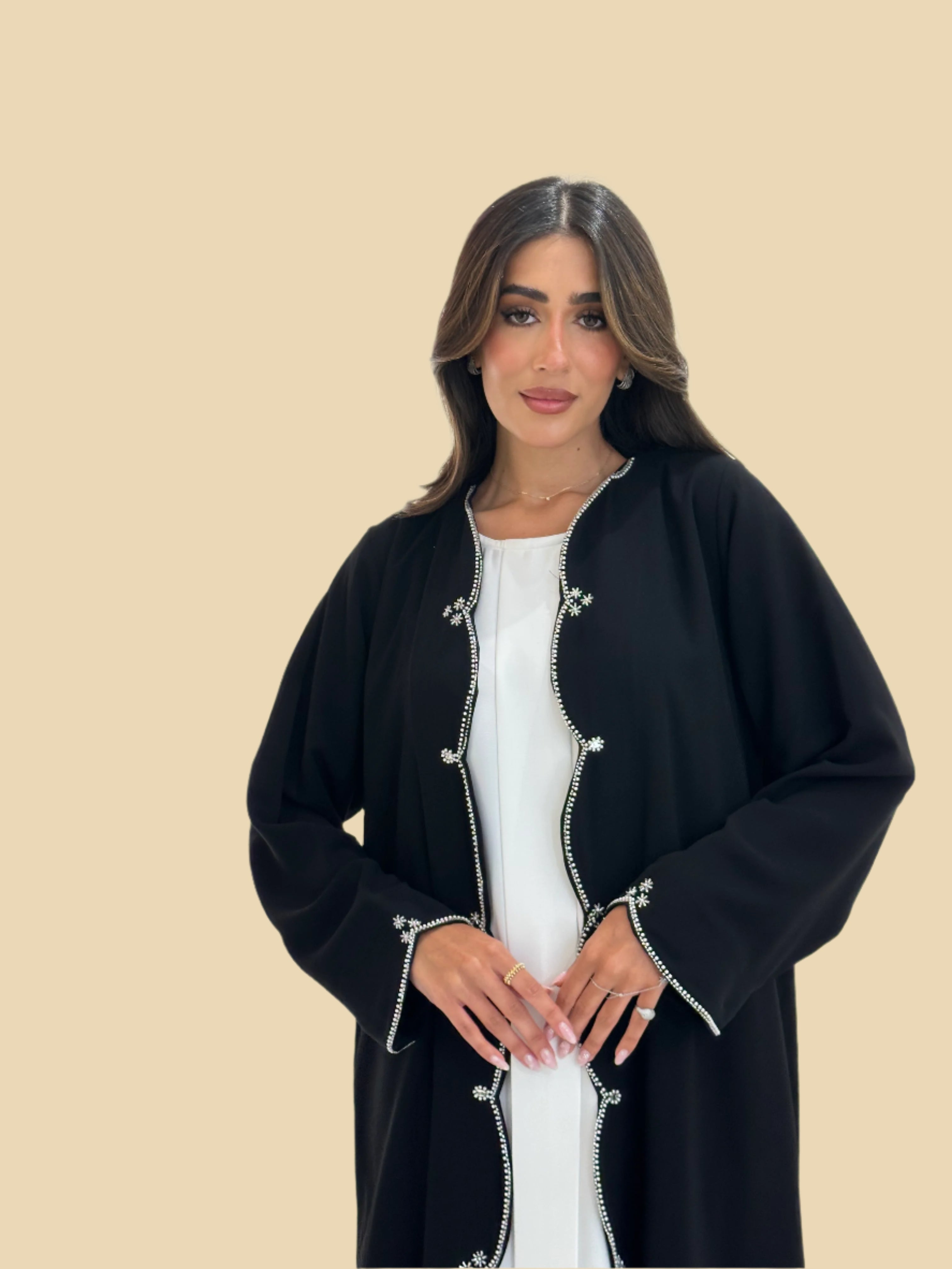 Shop_Black_Abaya_Online_Dubai_UAE.jpg