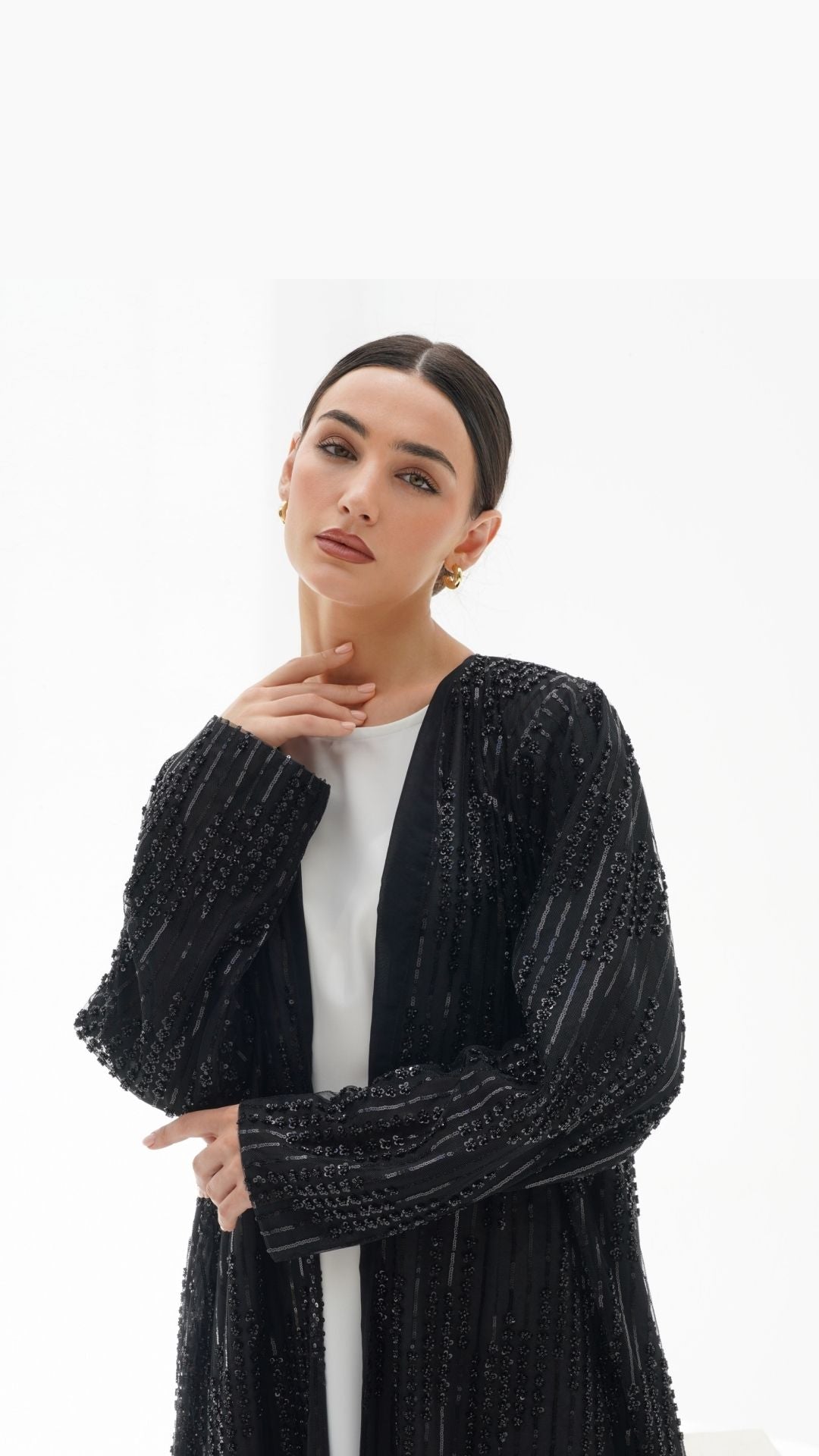 Shop_premium_abayas_online_Dubai_UAE.jpg