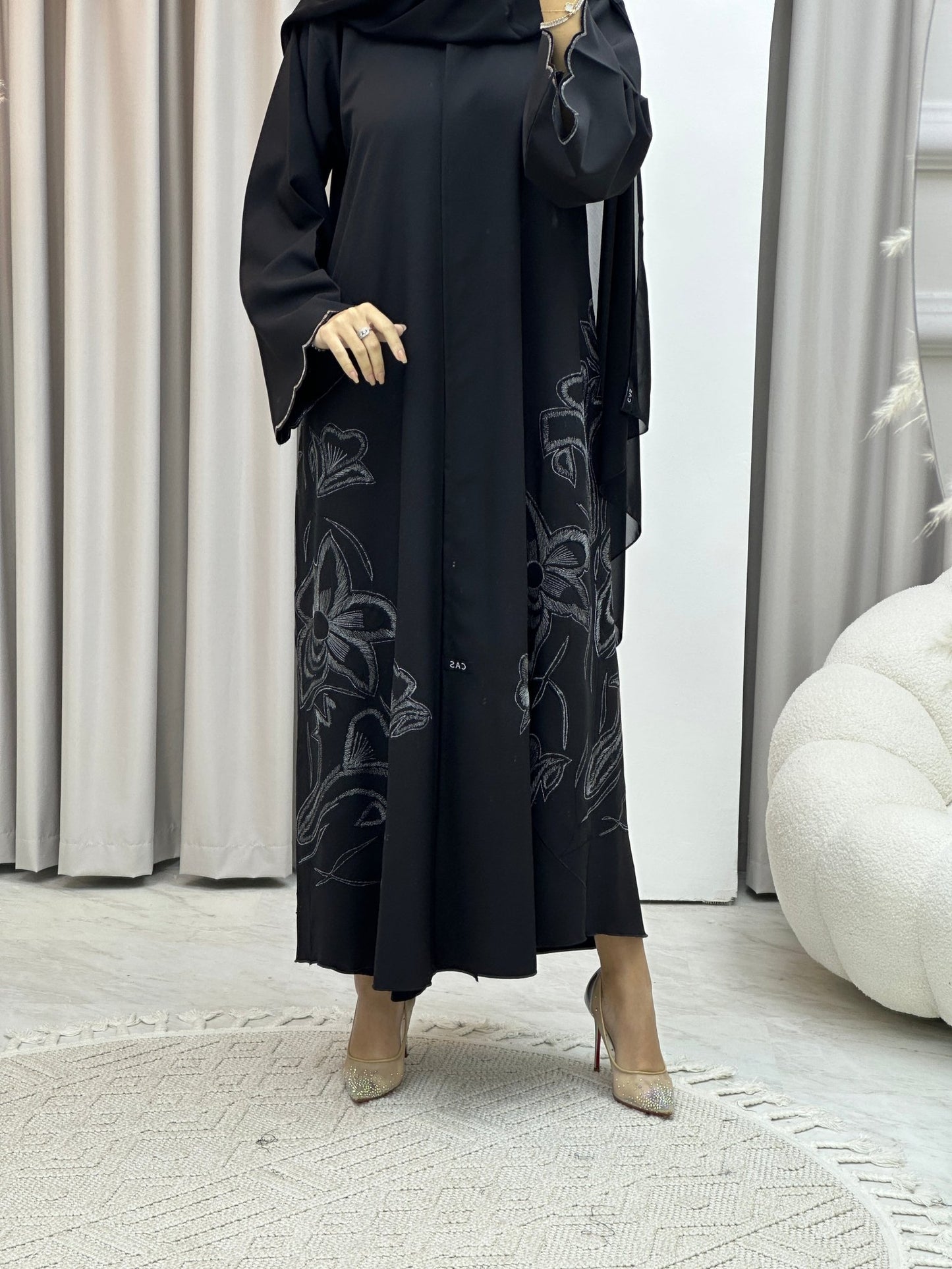 Black Floral White Embroidery Abaya Set