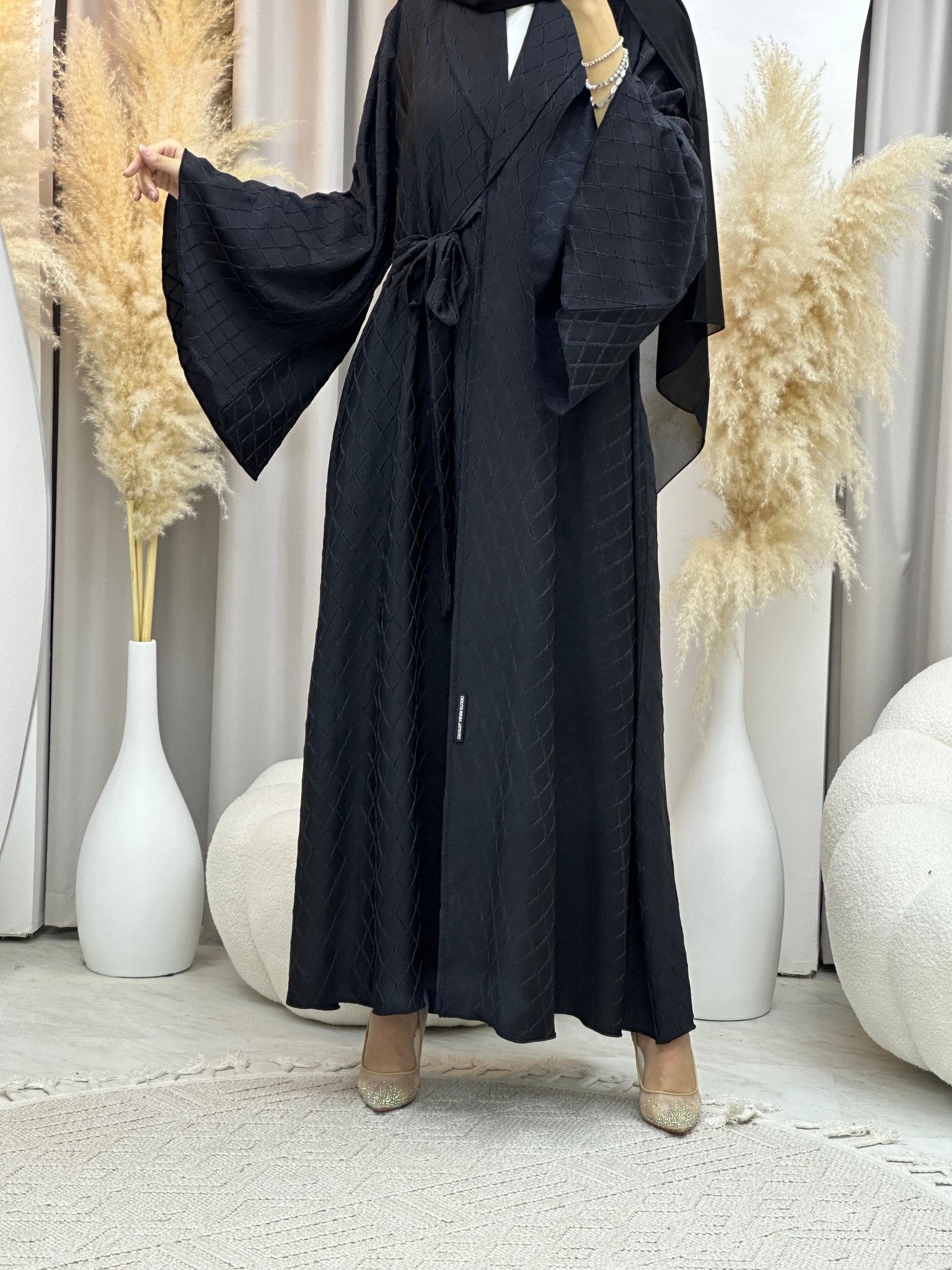 C 0005 - 02 Black Overlap Silk Abaya