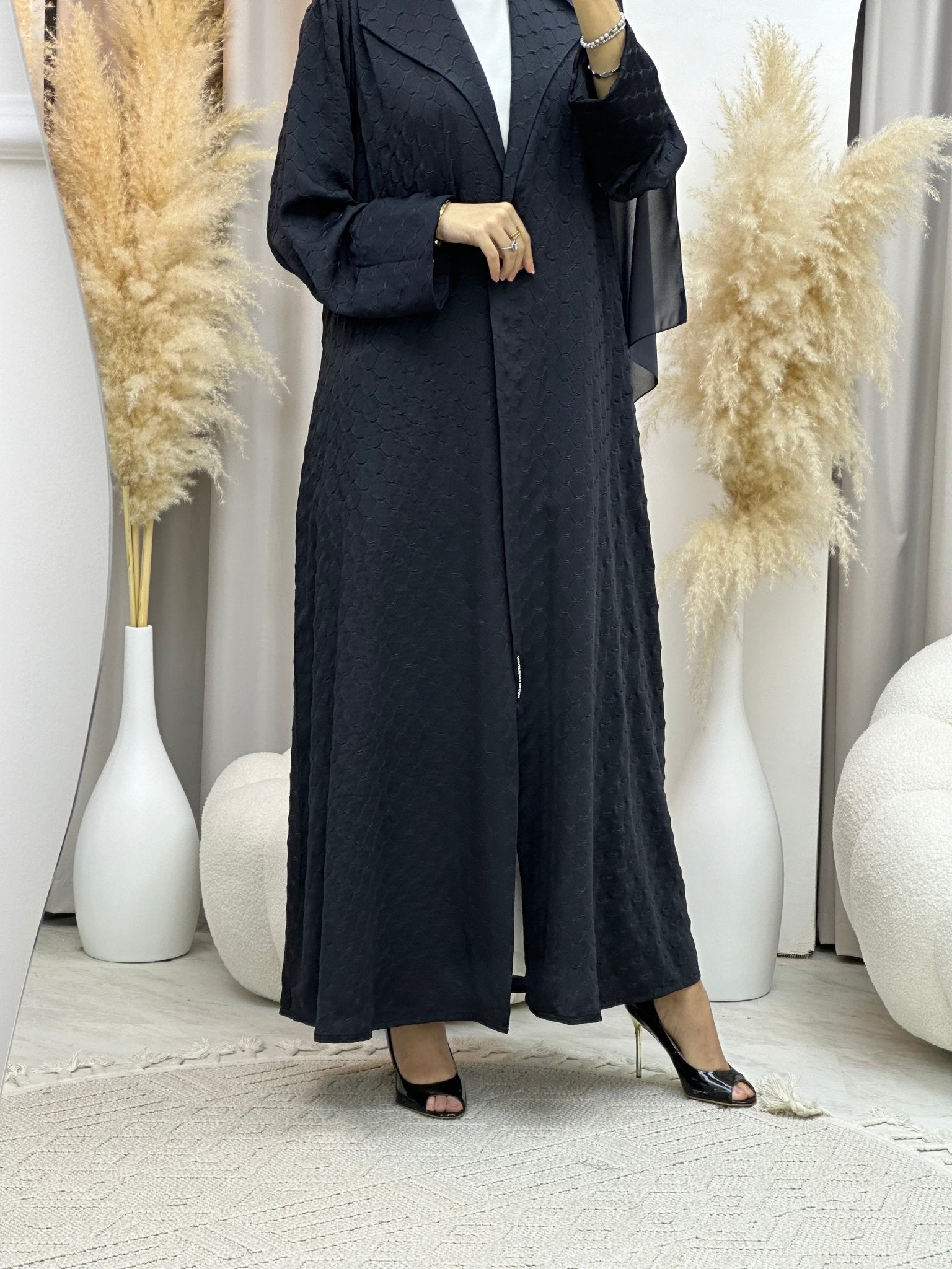 C 0007 - 04 Grey Coat Silk Eid Abaya 02