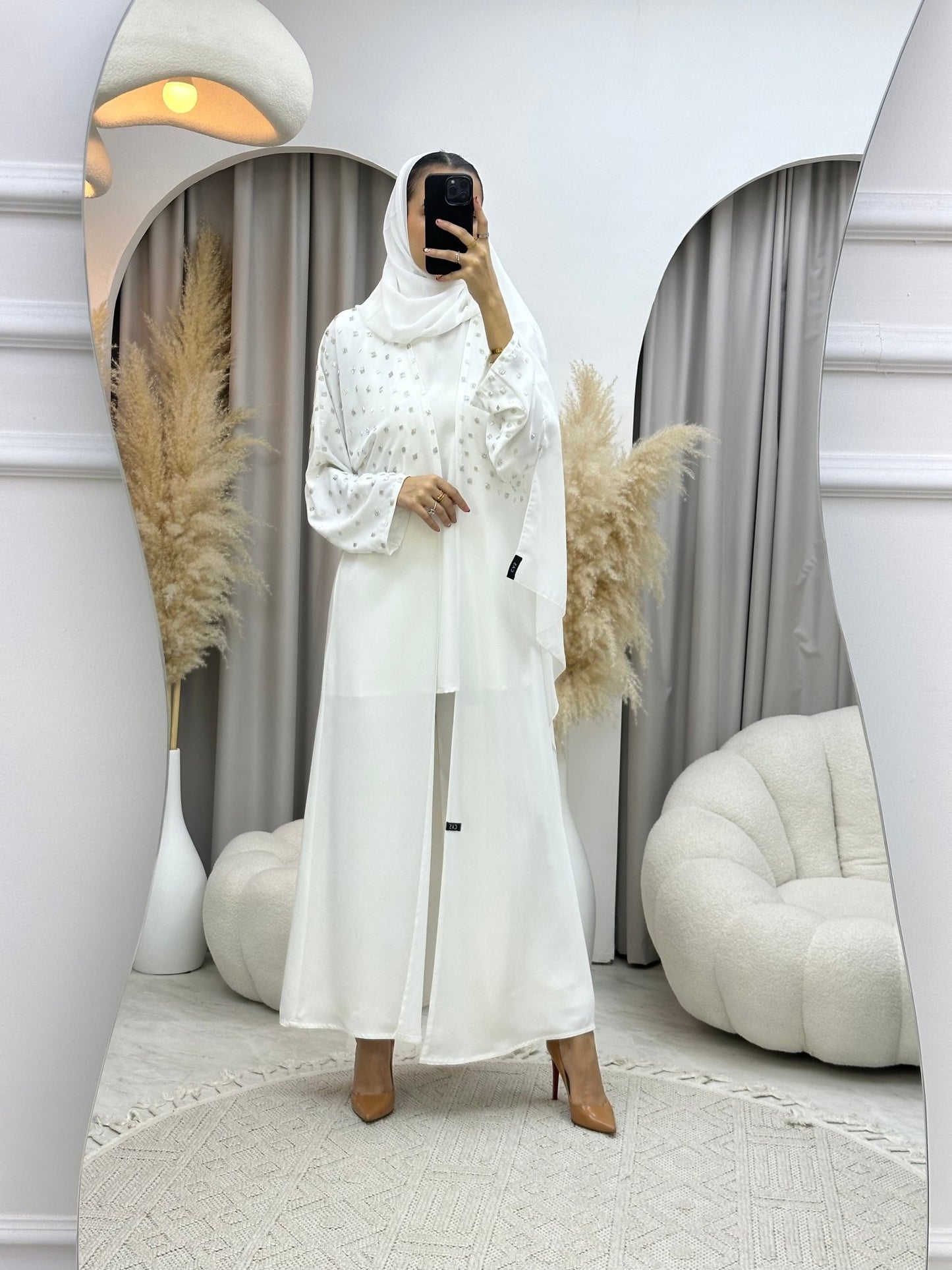 C 0016 Silver White Bisht Eid Abaya