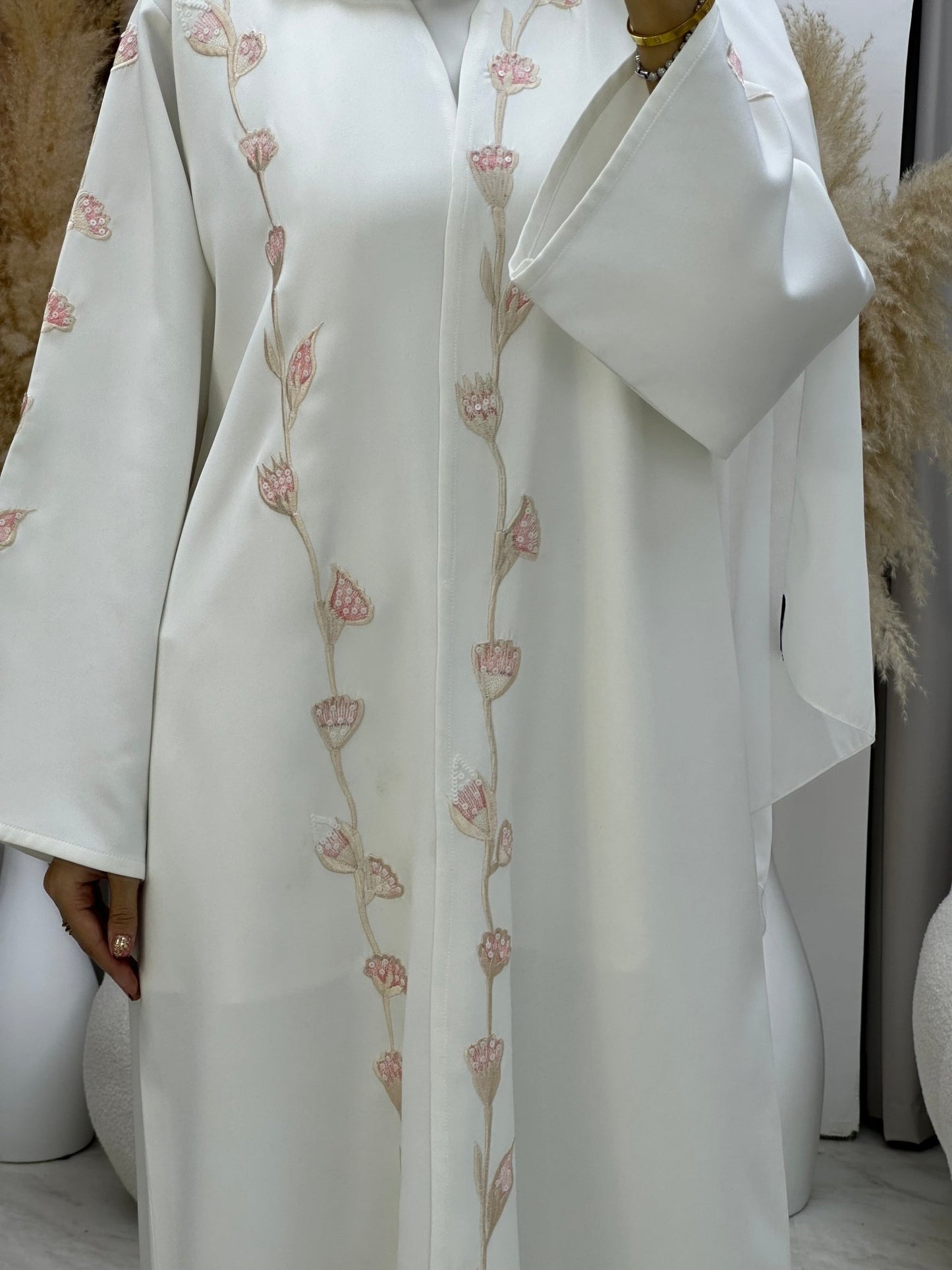 C 0017 White Pink Floral Eid Abaya