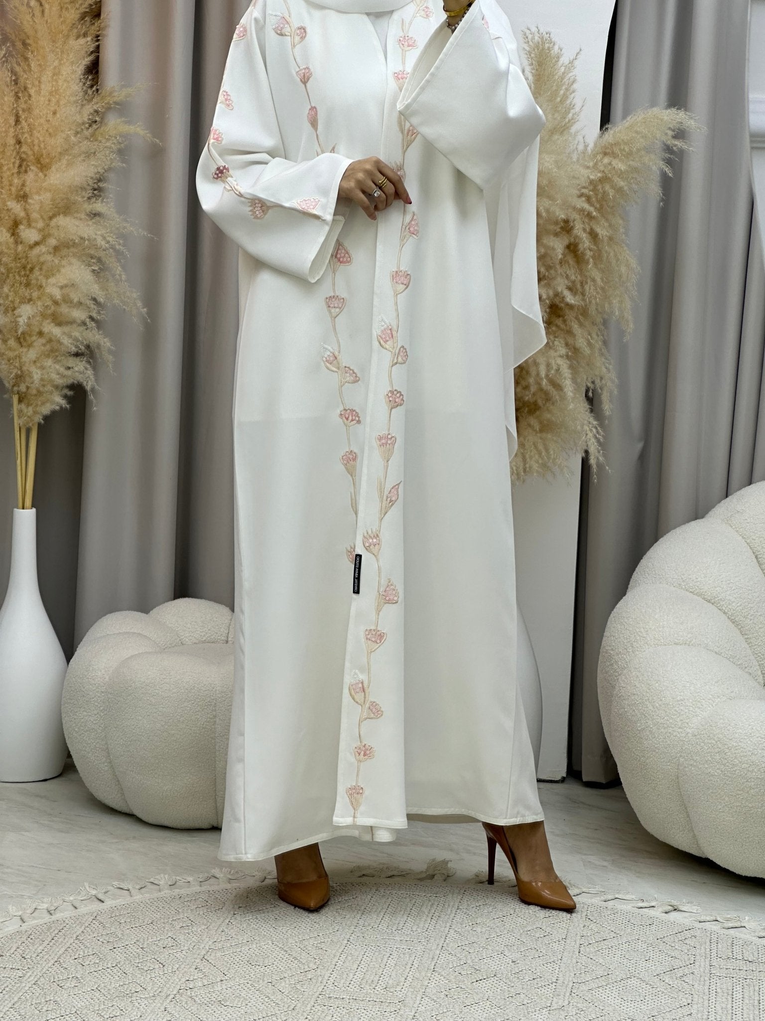 C 0017 White Pink Floral Eid Abaya