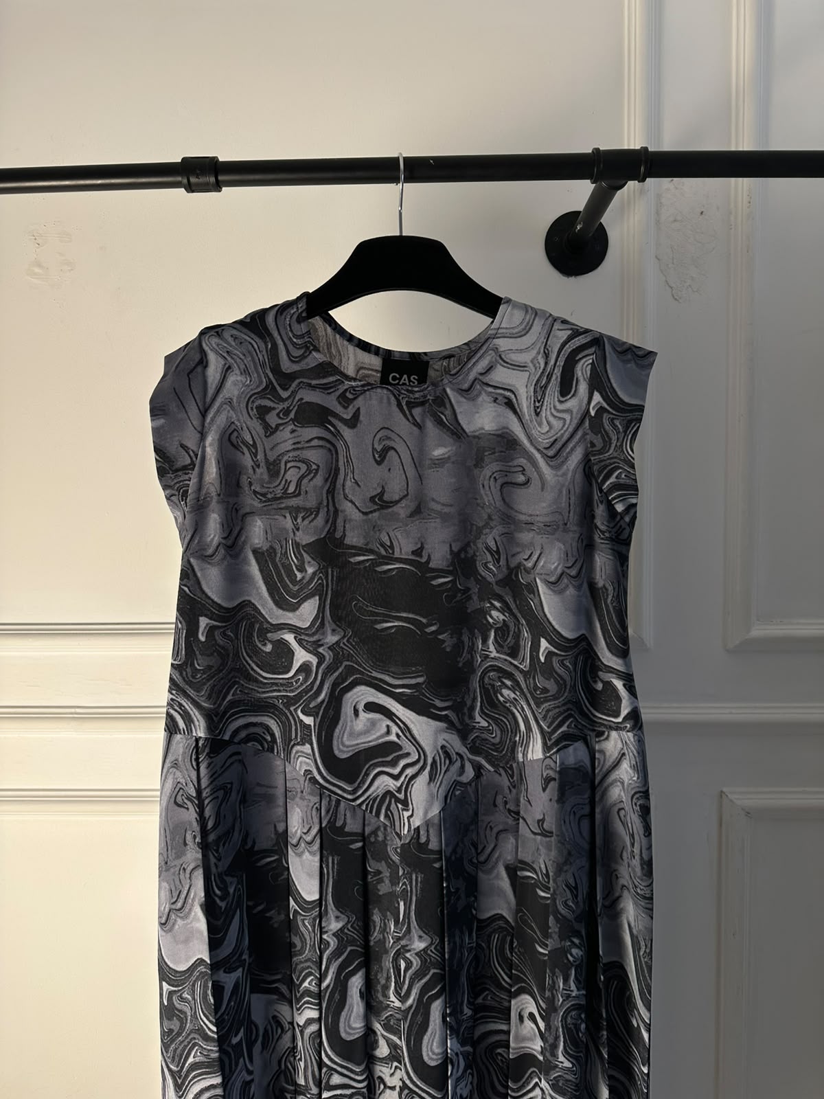 C 0024-08 Premium Black Grey Swirl Under Abaya Dress