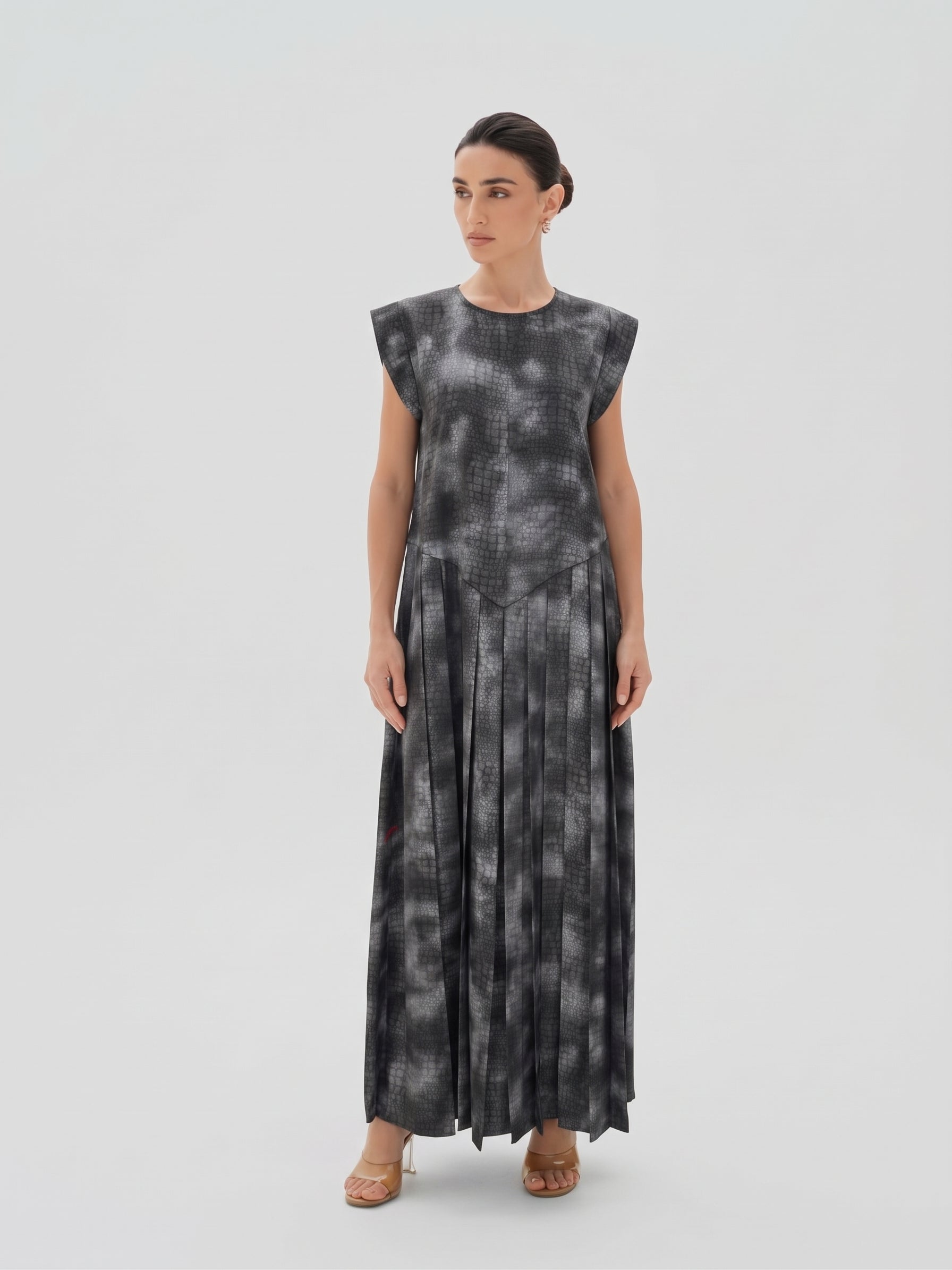 C 0027-04 Premium Grey Patterned Under Abaya Dress