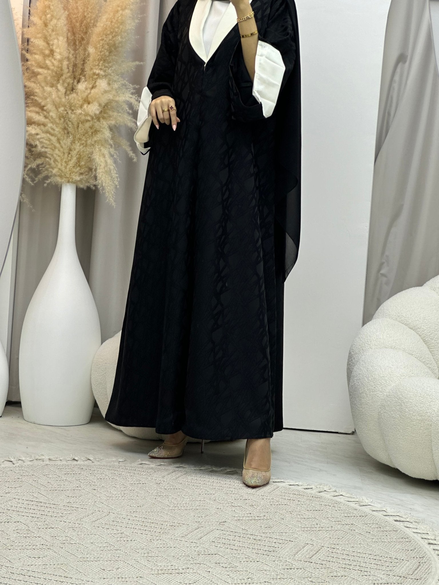 C 0061 Black Abaya