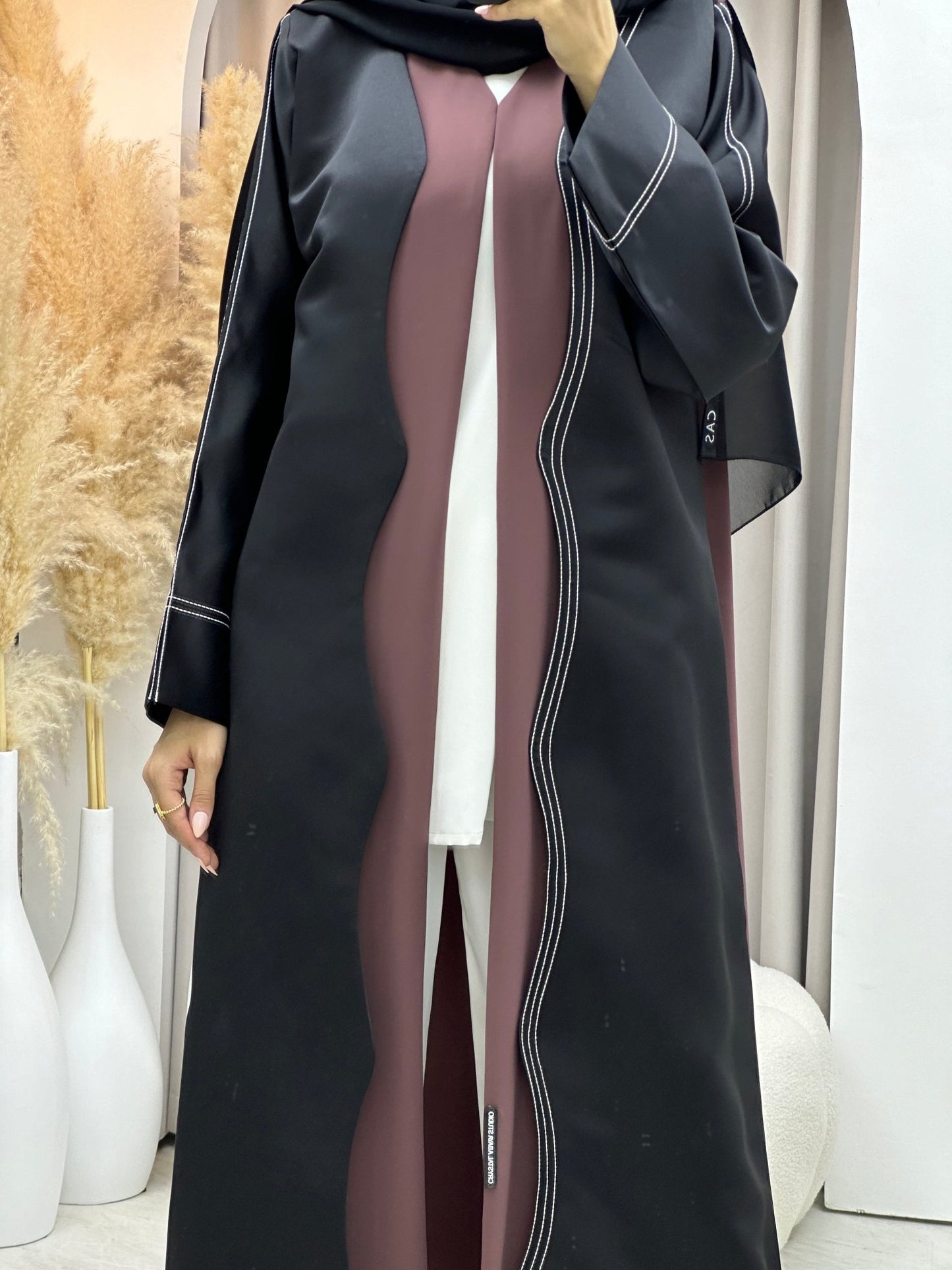 C 0067 - 02 Black Purple Abaya