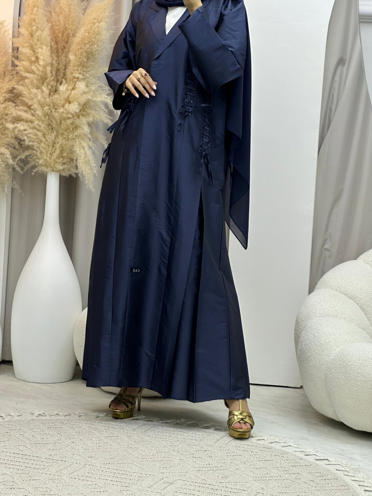 C 0069 Blue Taffeta Abaya