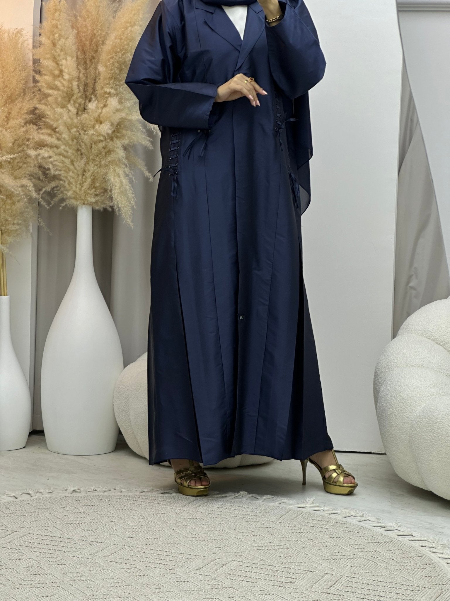 C 0069 Blue Taffeta Abaya