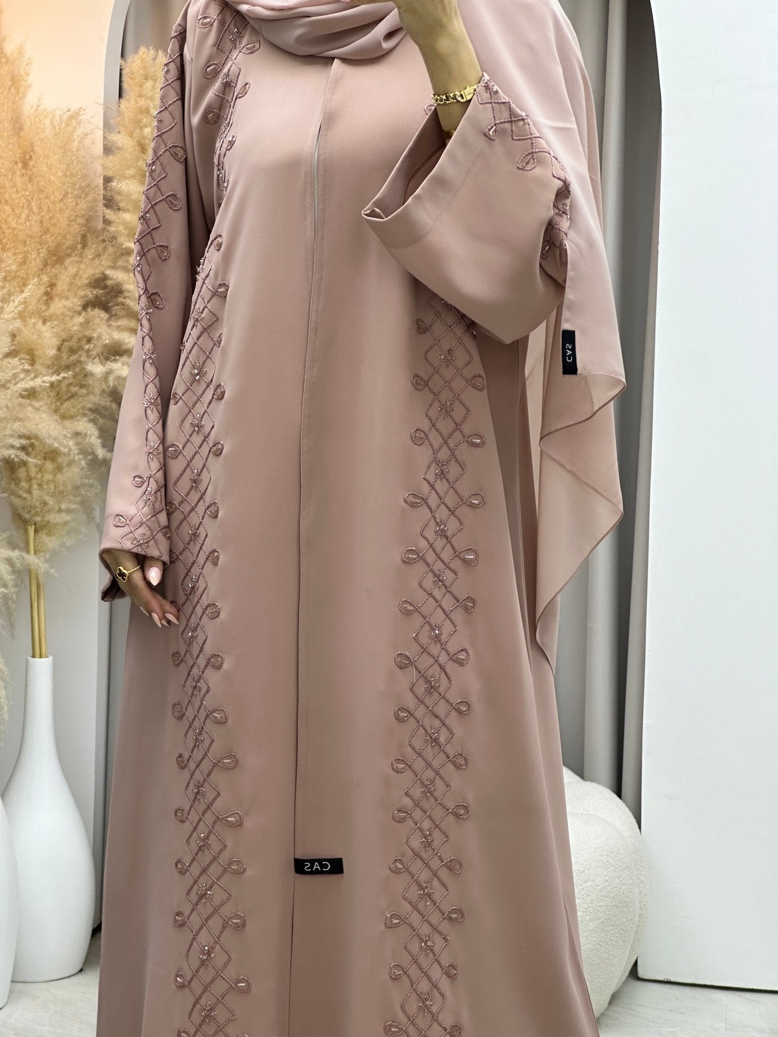 C 0074 Pink Embroidery Abaya