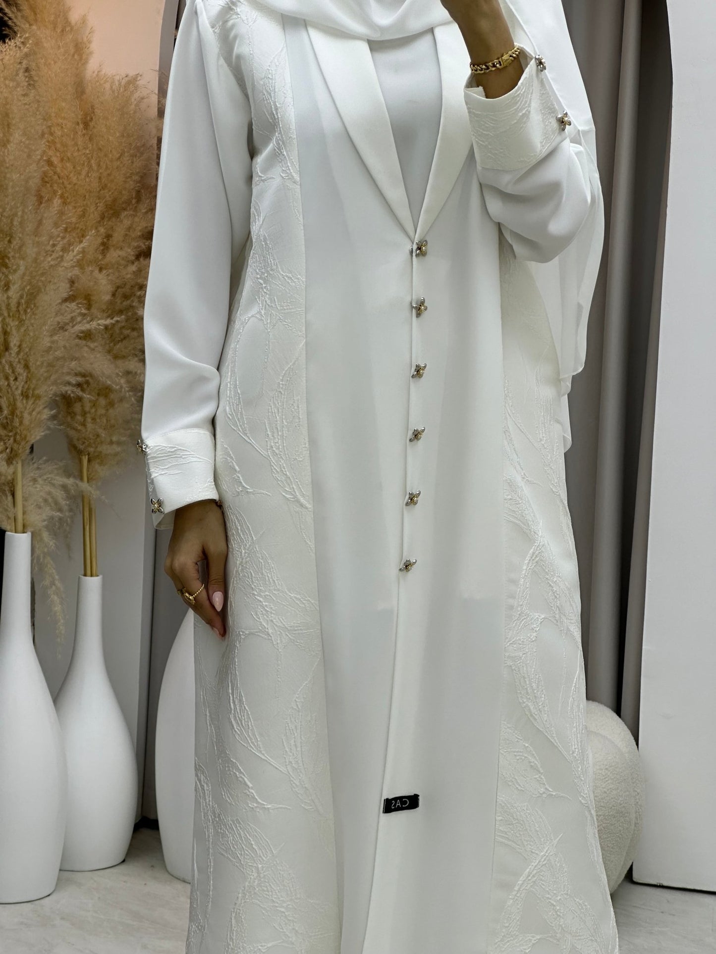 C 0076 White Jacquard Abaya