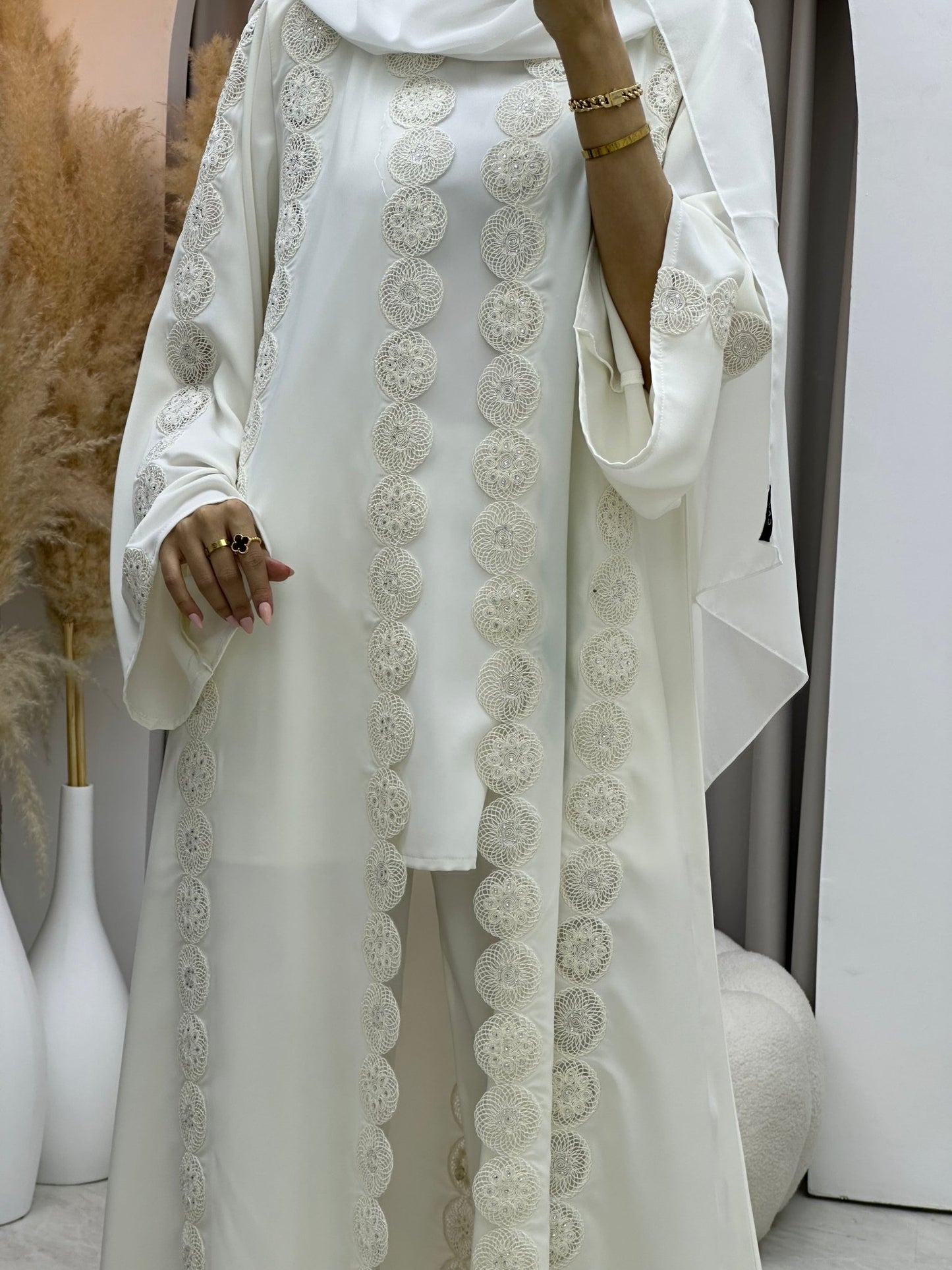 C 0078 White Lace Abaya