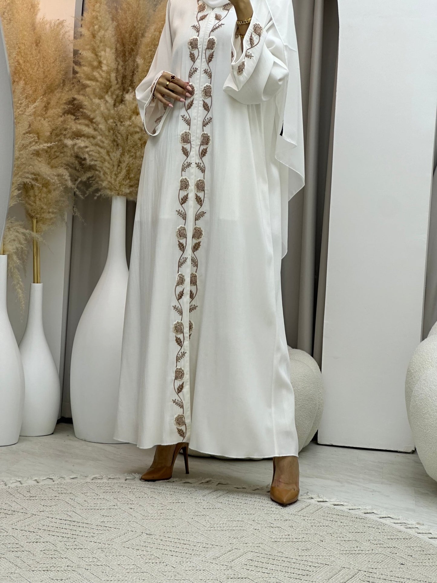 C 0079 White Lace Abaya