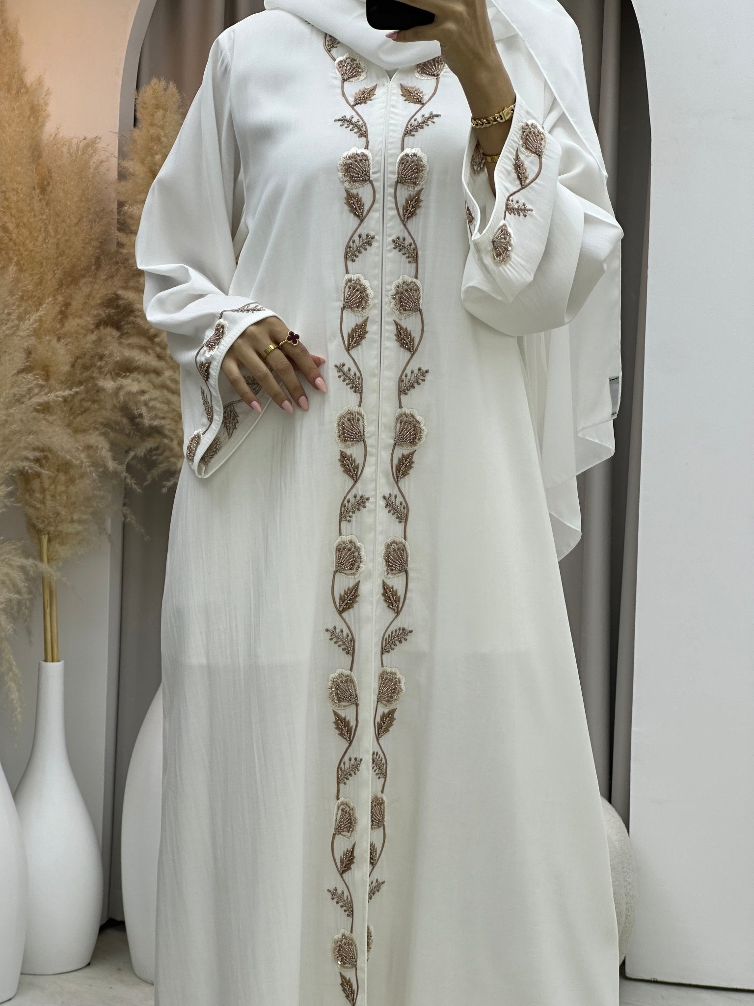 C 0079 White Lace Abaya