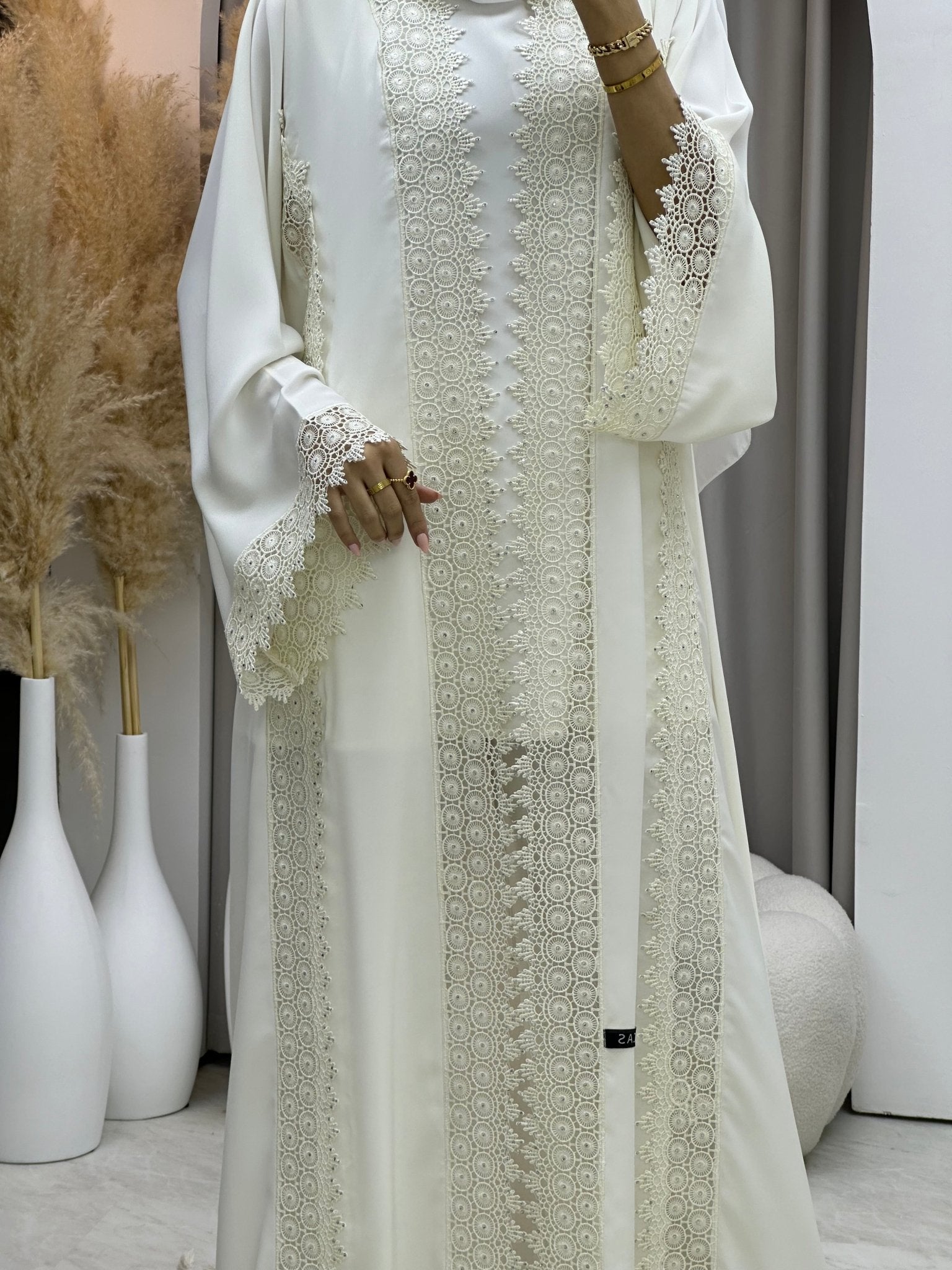 C 0083 White Lace Abaya