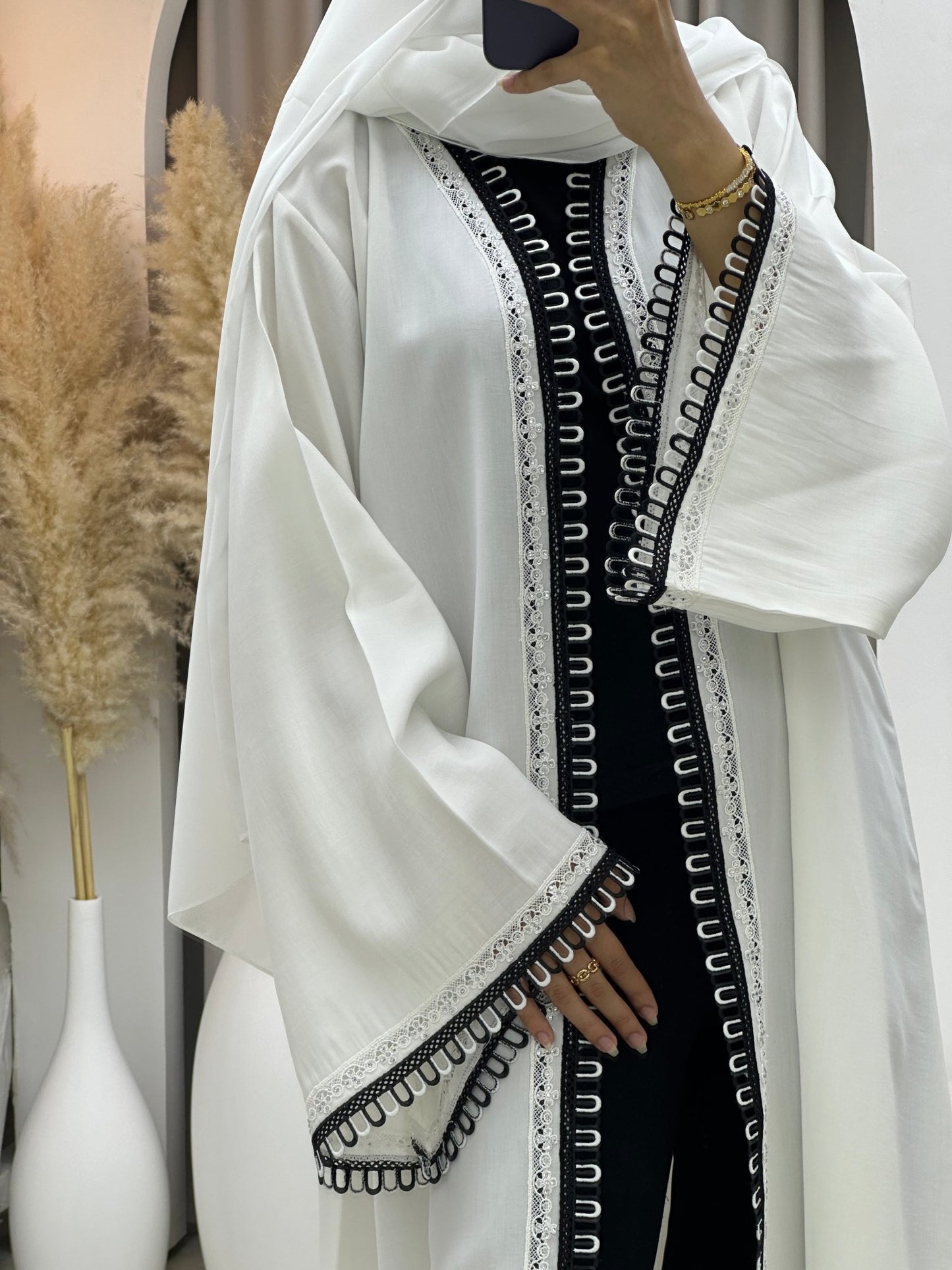 C 0090 Black White Lace Abaya