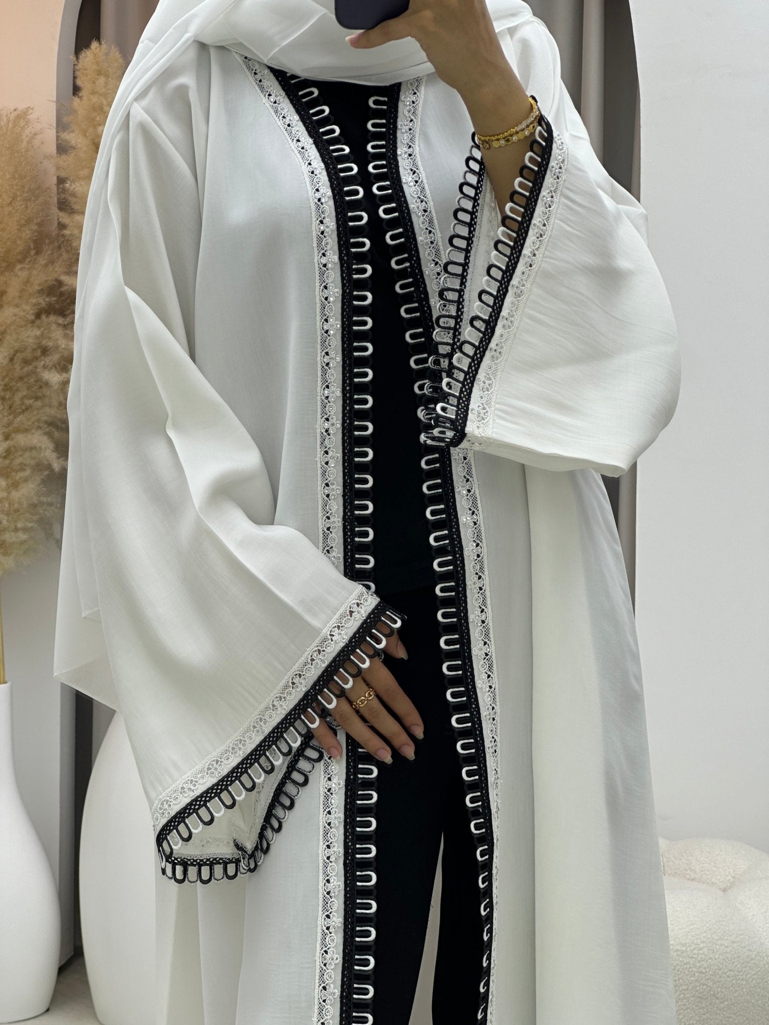 C 0090 Black White Lace Abaya