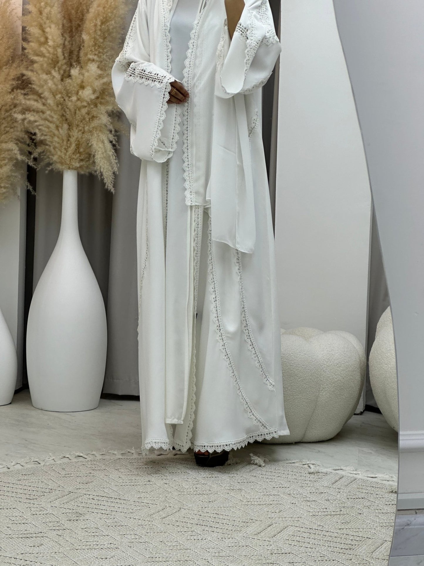 C 0092 White Lace Abaya